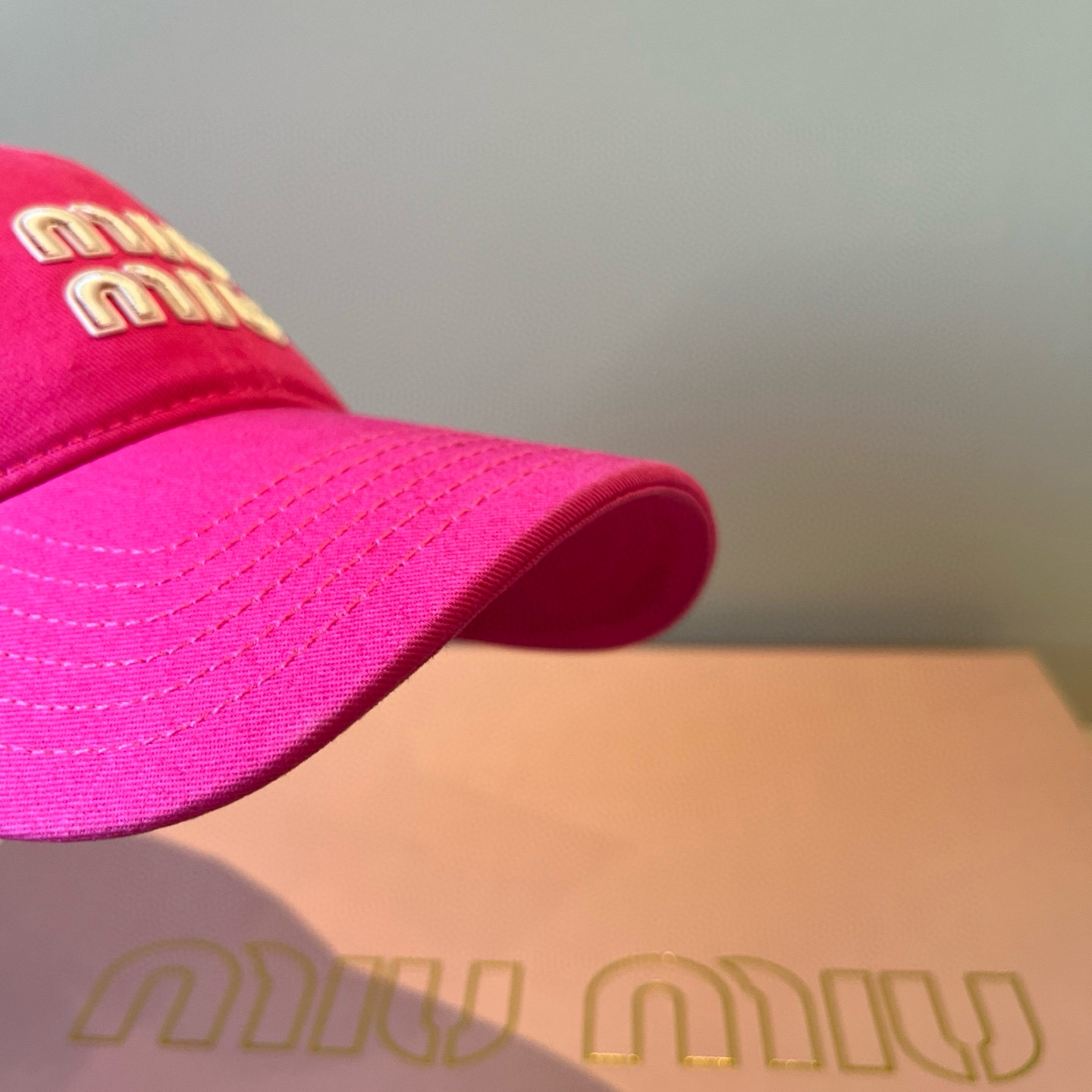  谬谬miumiu 原单春夏新款棒球帽，正品开模订制，原版做工细致质量超赞！