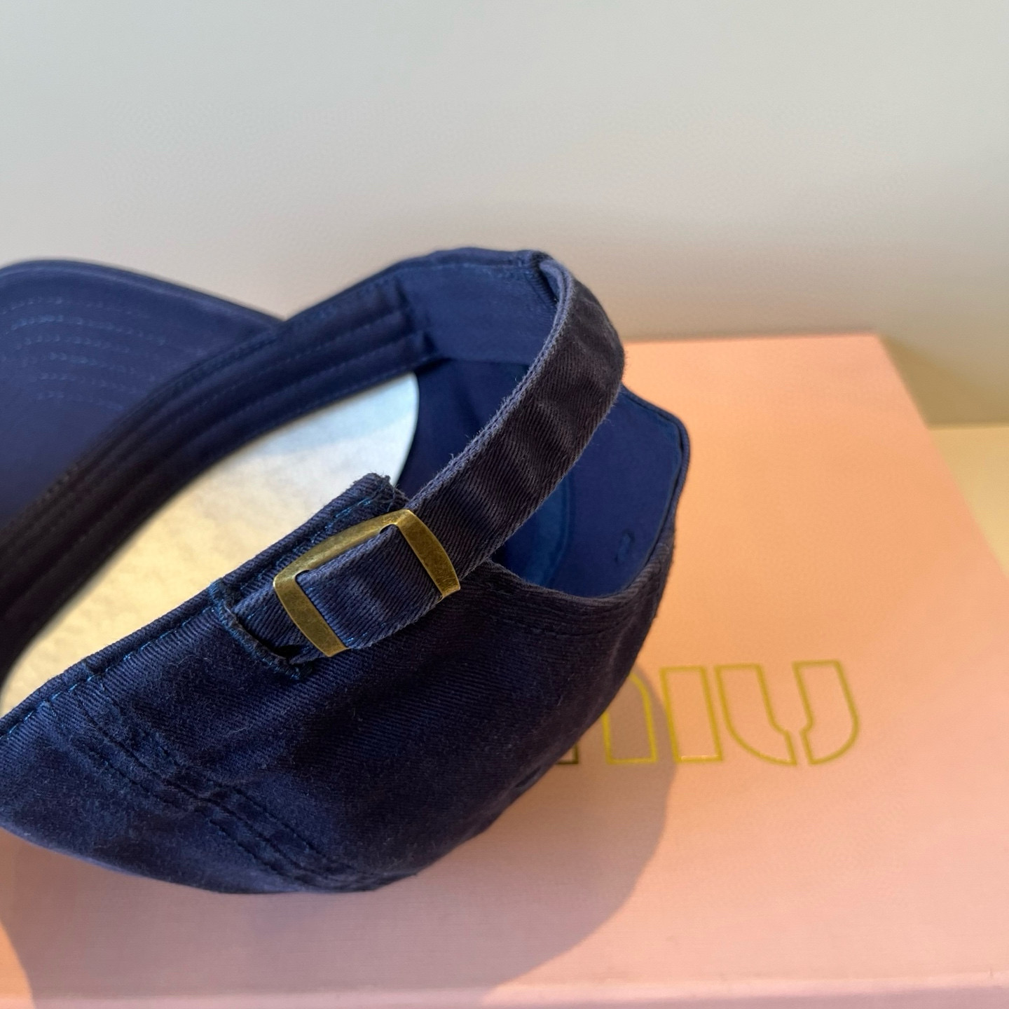  谬谬miumiu 原单春夏新款棒球帽，正品开模订制，原版做工细致质量超赞！