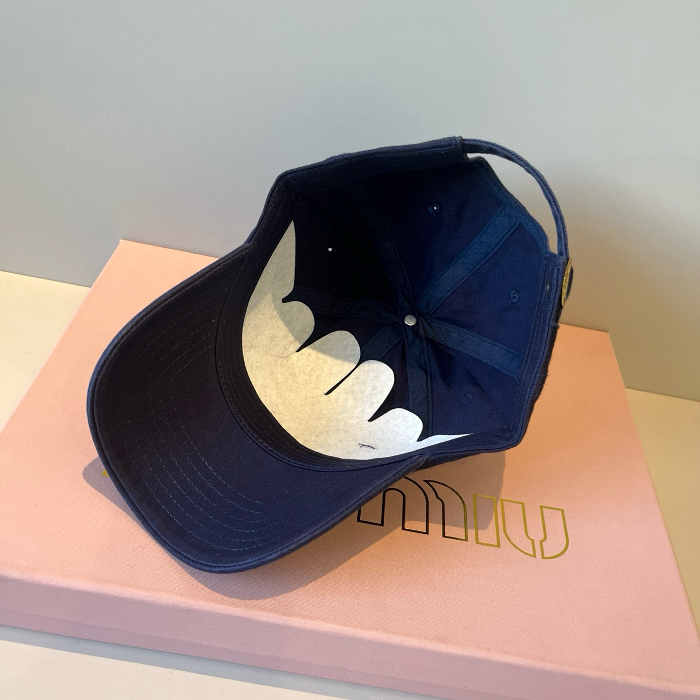  谬谬miumiu 原单春夏新款棒球帽，正品开模订制，原版做工细致质量超赞！