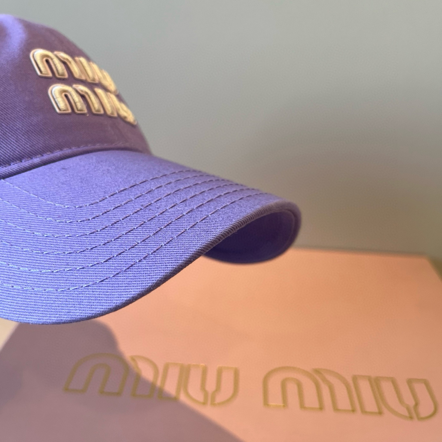  谬谬miumiu 原单春夏新款棒球帽，正品开模订制，原版做工细致质量超赞！