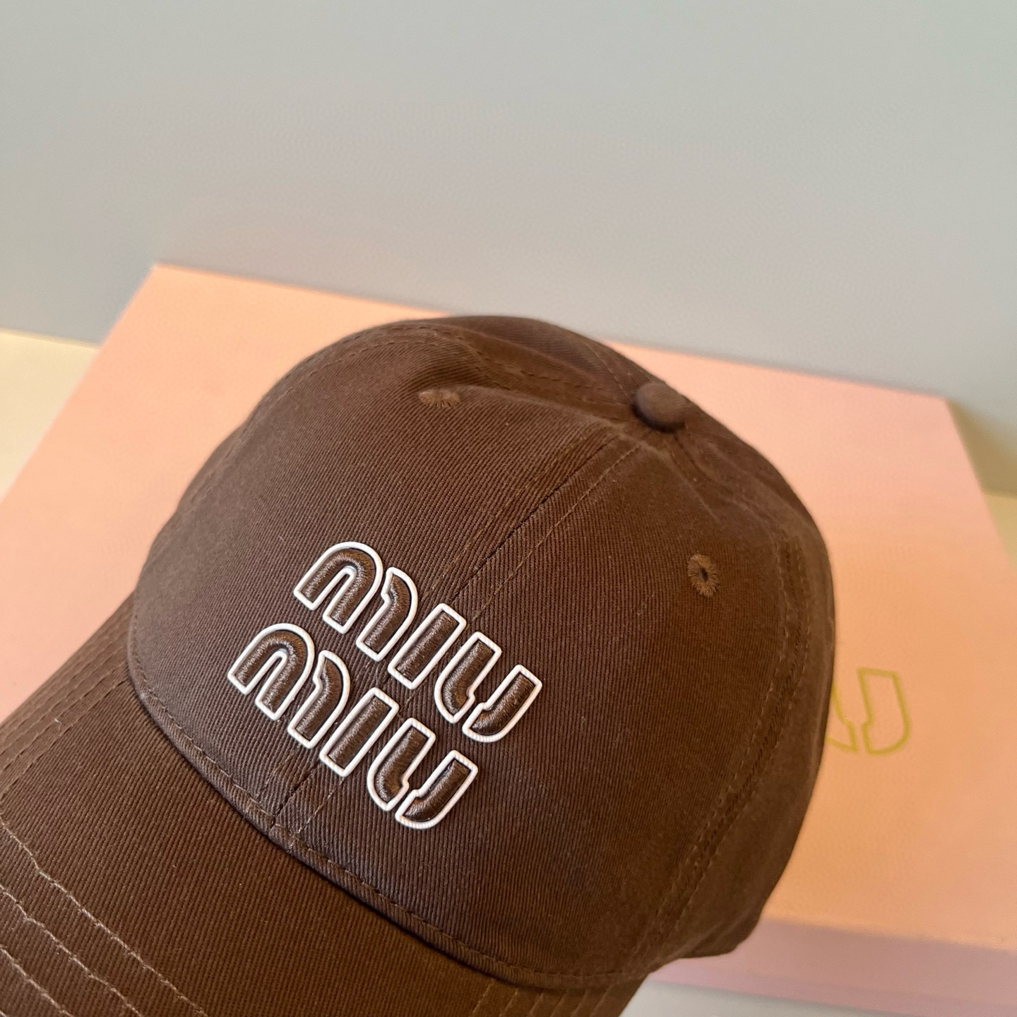  谬谬miumiu 原单春夏新款棒球帽，正品开模订制，原版做工细致质量超赞！