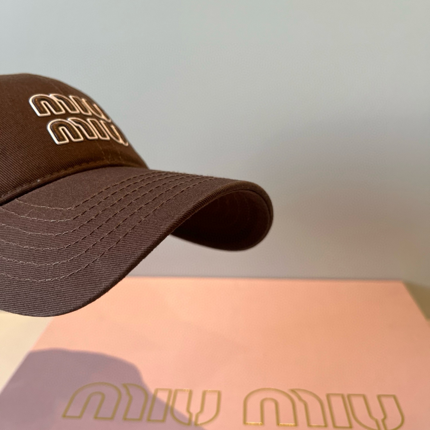  谬谬miumiu 原单春夏新款棒球帽，正品开模订制，原版做工细致质量超赞！