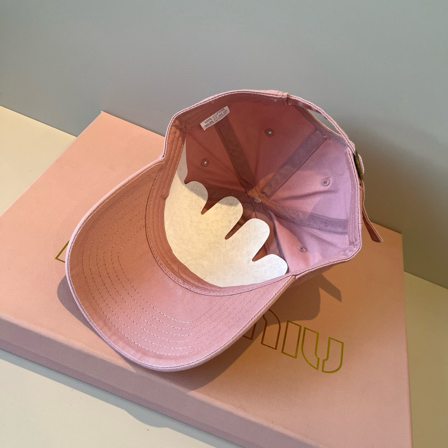  谬谬miumiu 原单春夏新款棒球帽，正品开模订制，原版做工细致质量超赞！