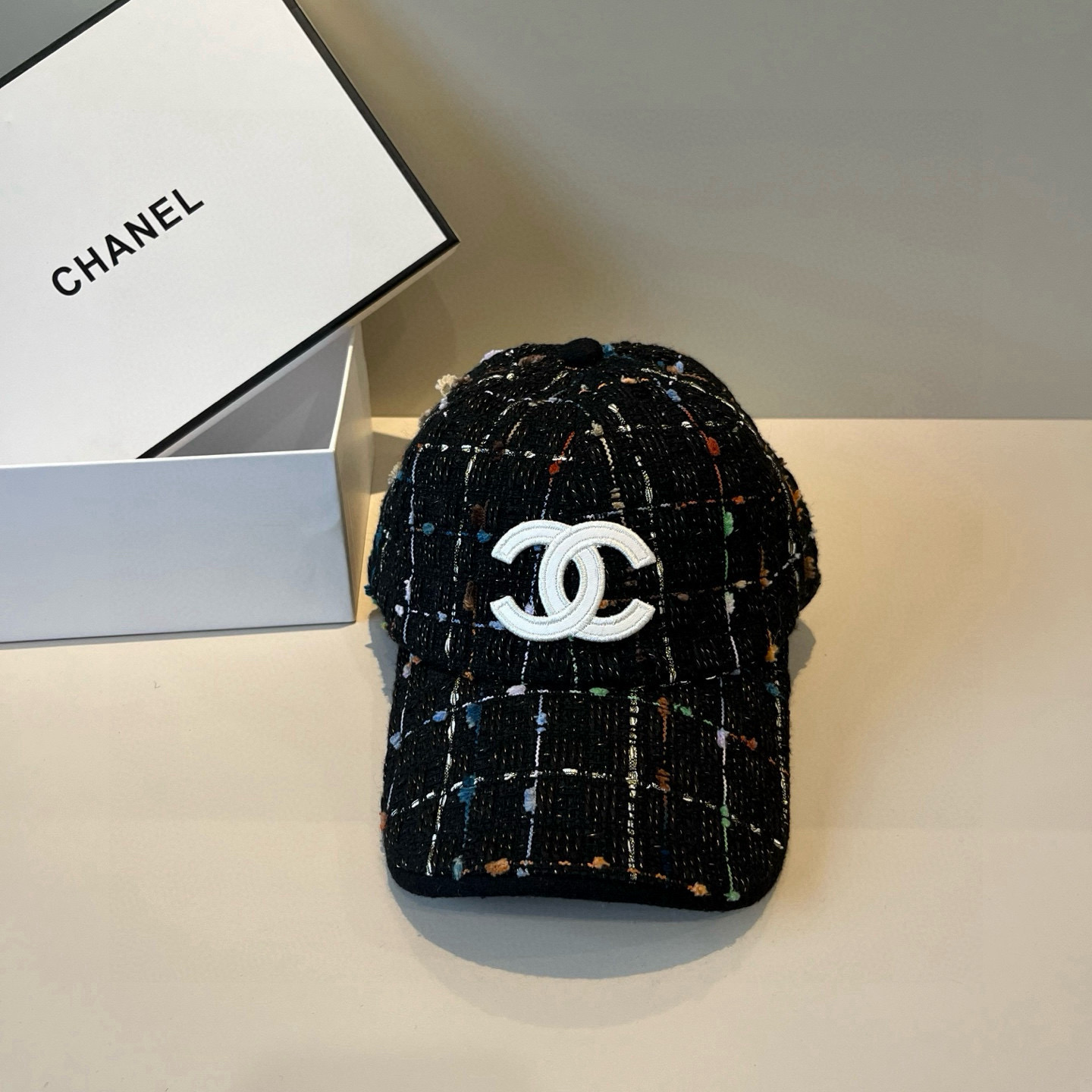 NO:364039,Chanel CHANEL new baseball cap, Xiaoxiang classic simple, fashionable and casual design New hat Straw hat Fisherman hat Baseball cap Knitted hat, hat, chanel, chanel, espadrilles, hats香奈儿CHANEL 新品棒球帽,小香经典简约,时尚休闲设计 跑量新品帽子草帽渔夫帽棒球帽针织帽,帽子,chanel,chanel,espadrilles,hats,hat