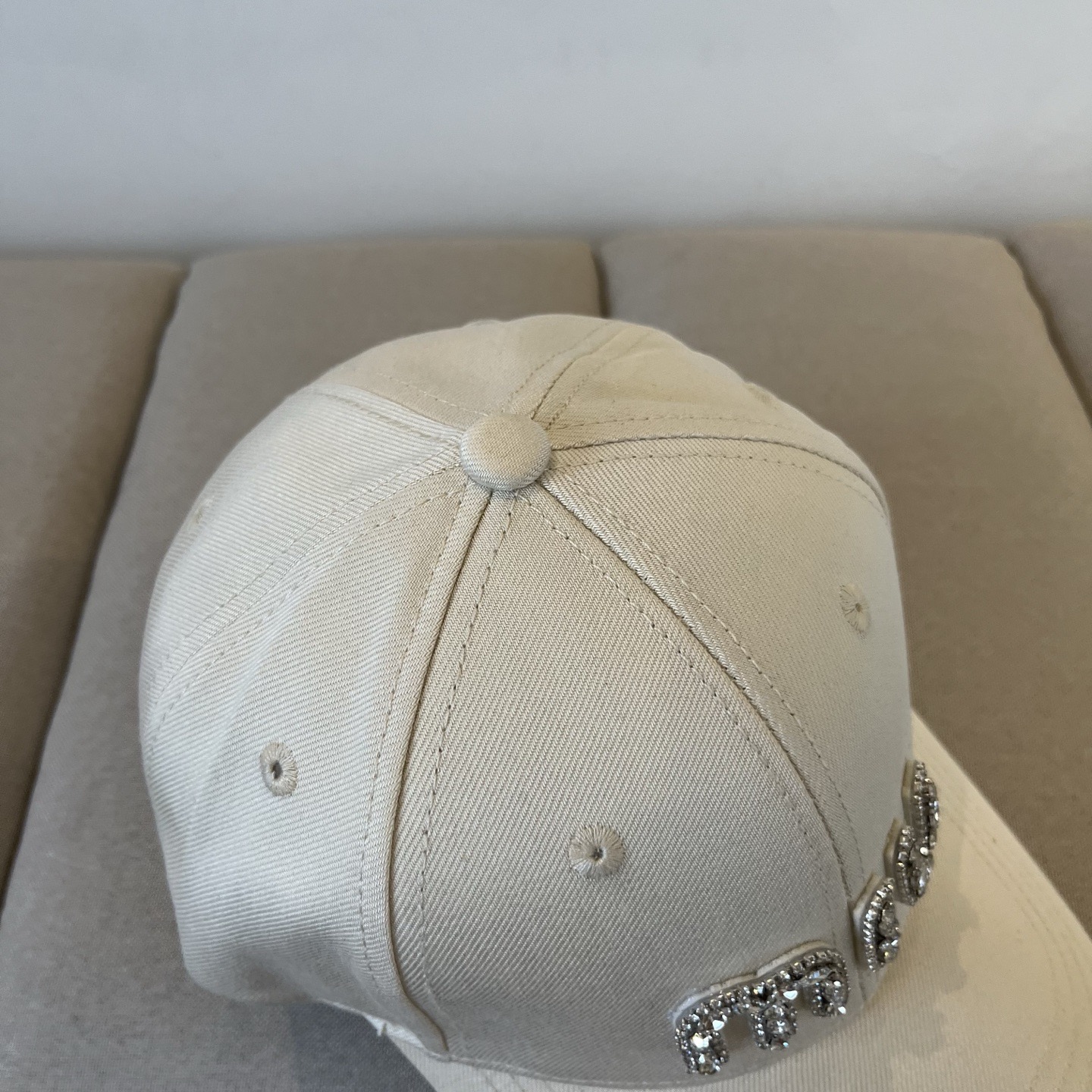 谬谬miumiu 原单春夏新款棒球帽，正品开模订制，原版做工细致质量超赞！