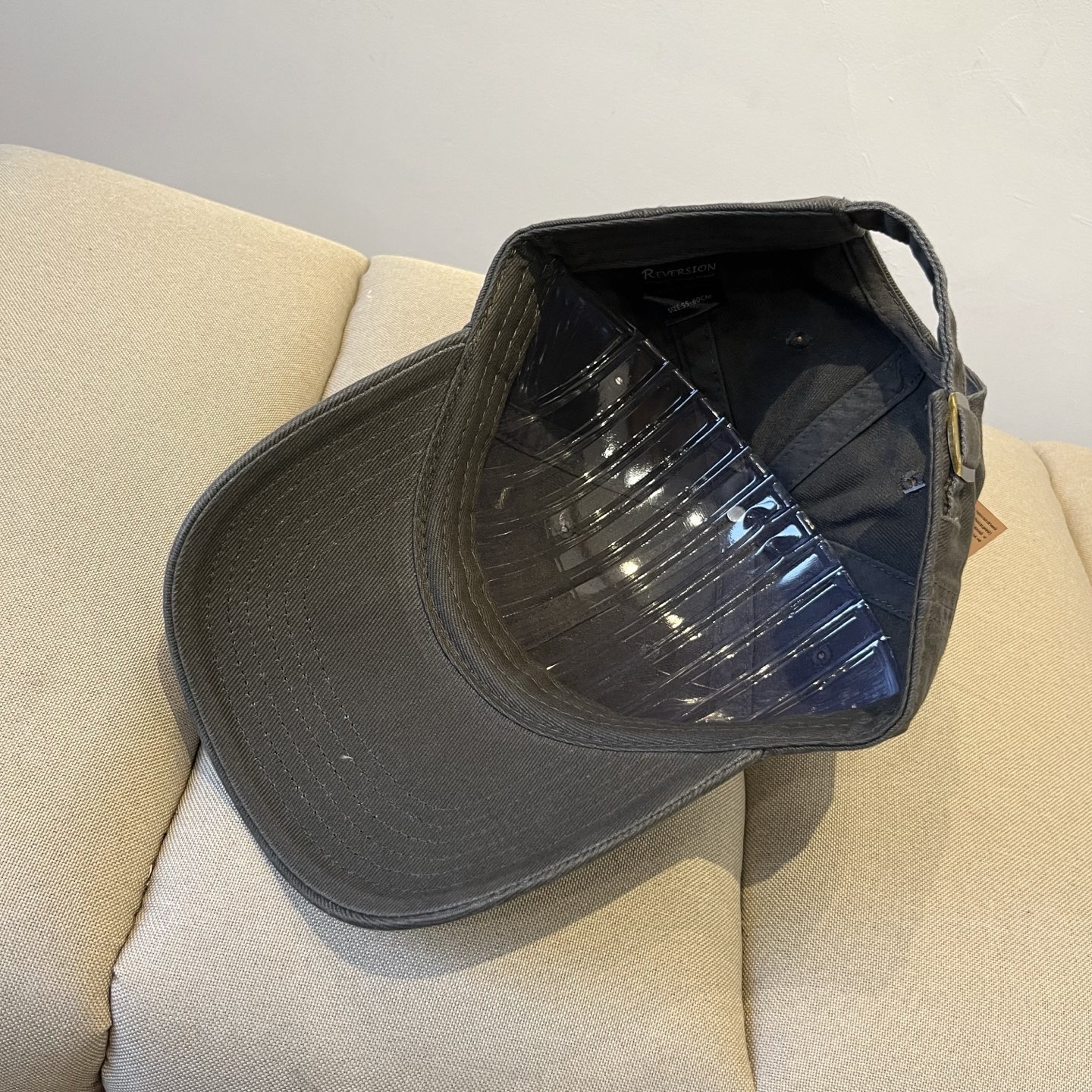 谬谬miumiu 原单春夏新款棒球帽，正品开模订制，原版做工细致质量超赞！