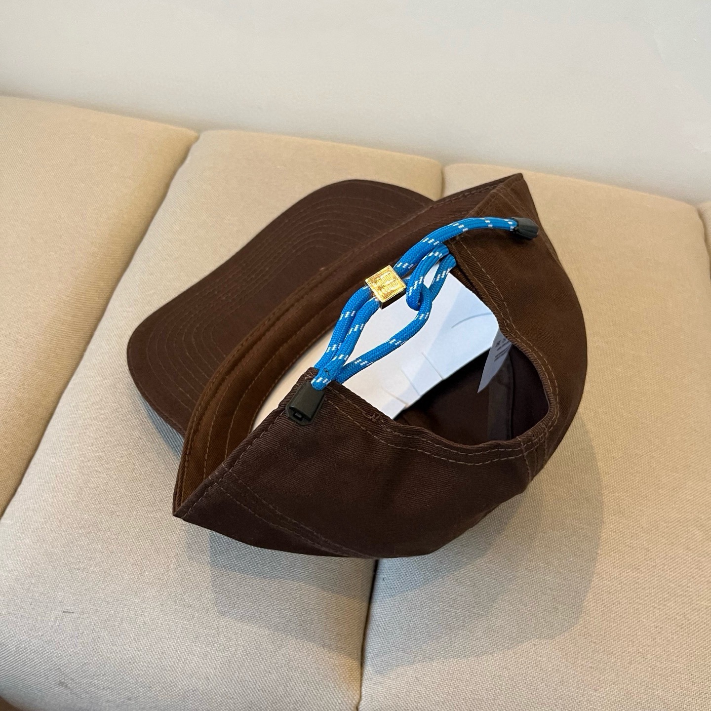 谬谬miumiu 原单春夏新款棒球帽，正品开模订制，原版做工细致质量超赞！