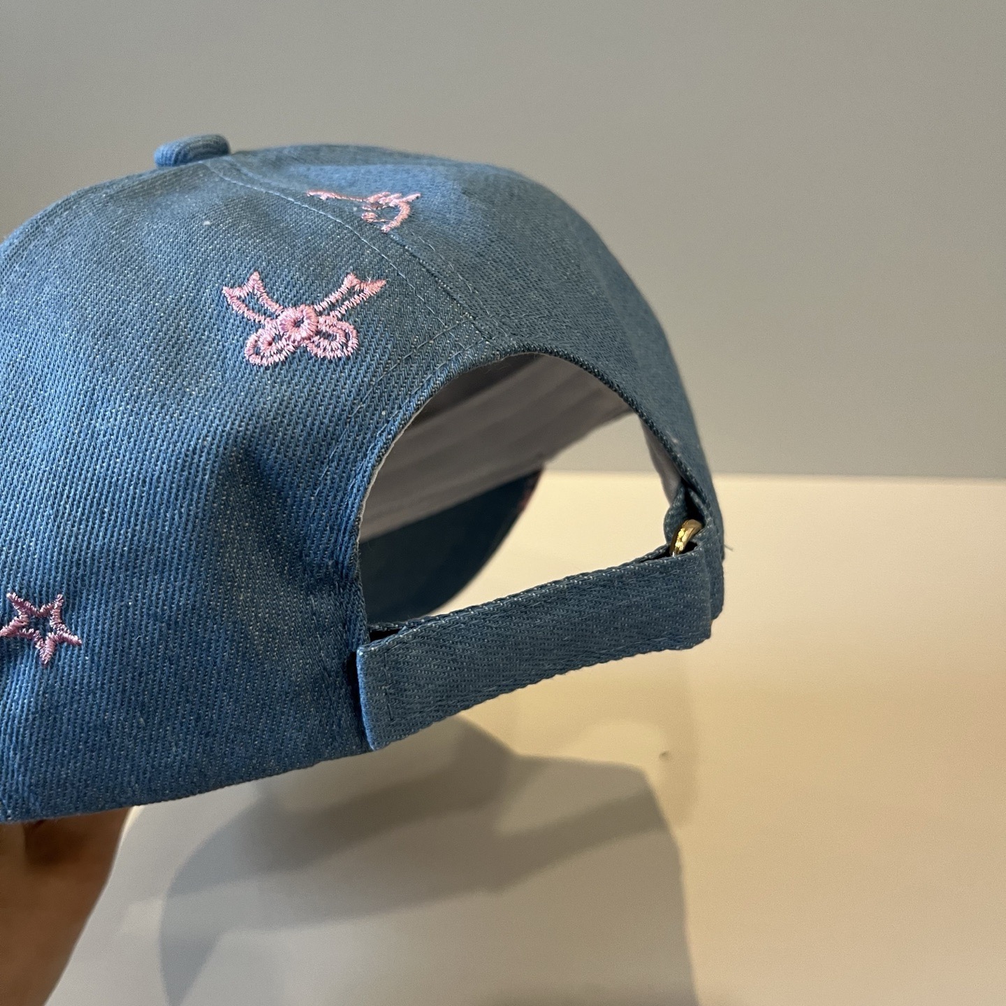 谬谬miumiu 原单春夏新款棒球帽，正品开模订制，原版做工细致质量超赞！