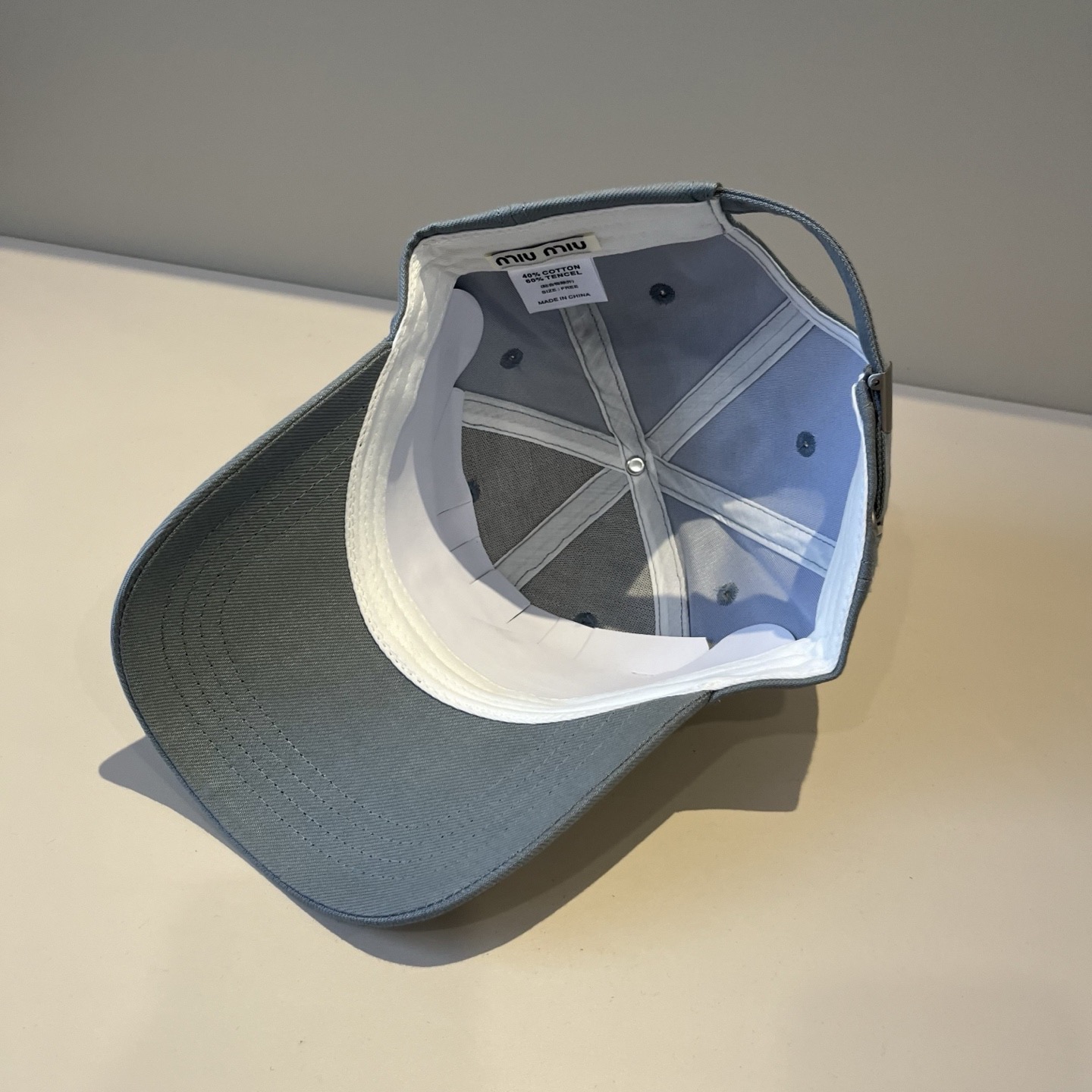 谬谬miumiu 原单春夏新款棒球帽，正品开模订制，原版做工细致质量超赞！