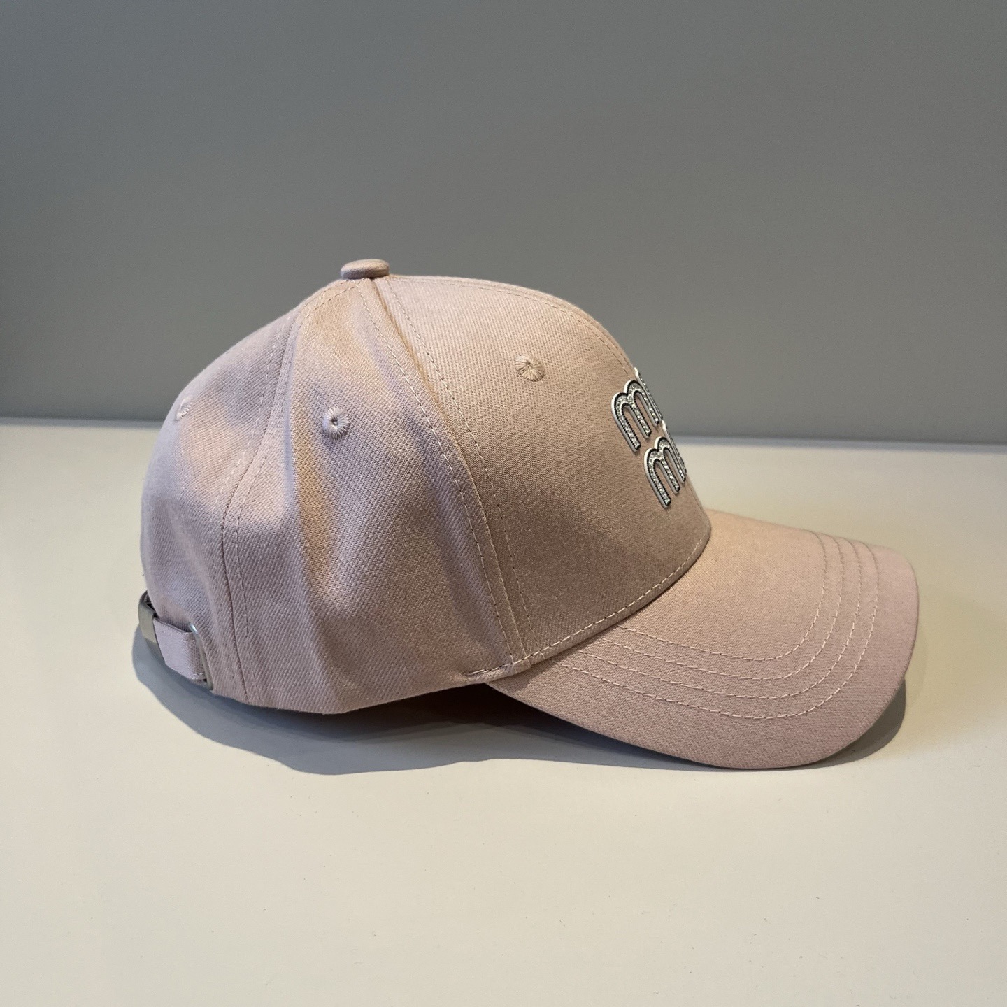 谬谬miumiu 原单春夏新款棒球帽，正品开模订制，原版做工细致质量超赞！