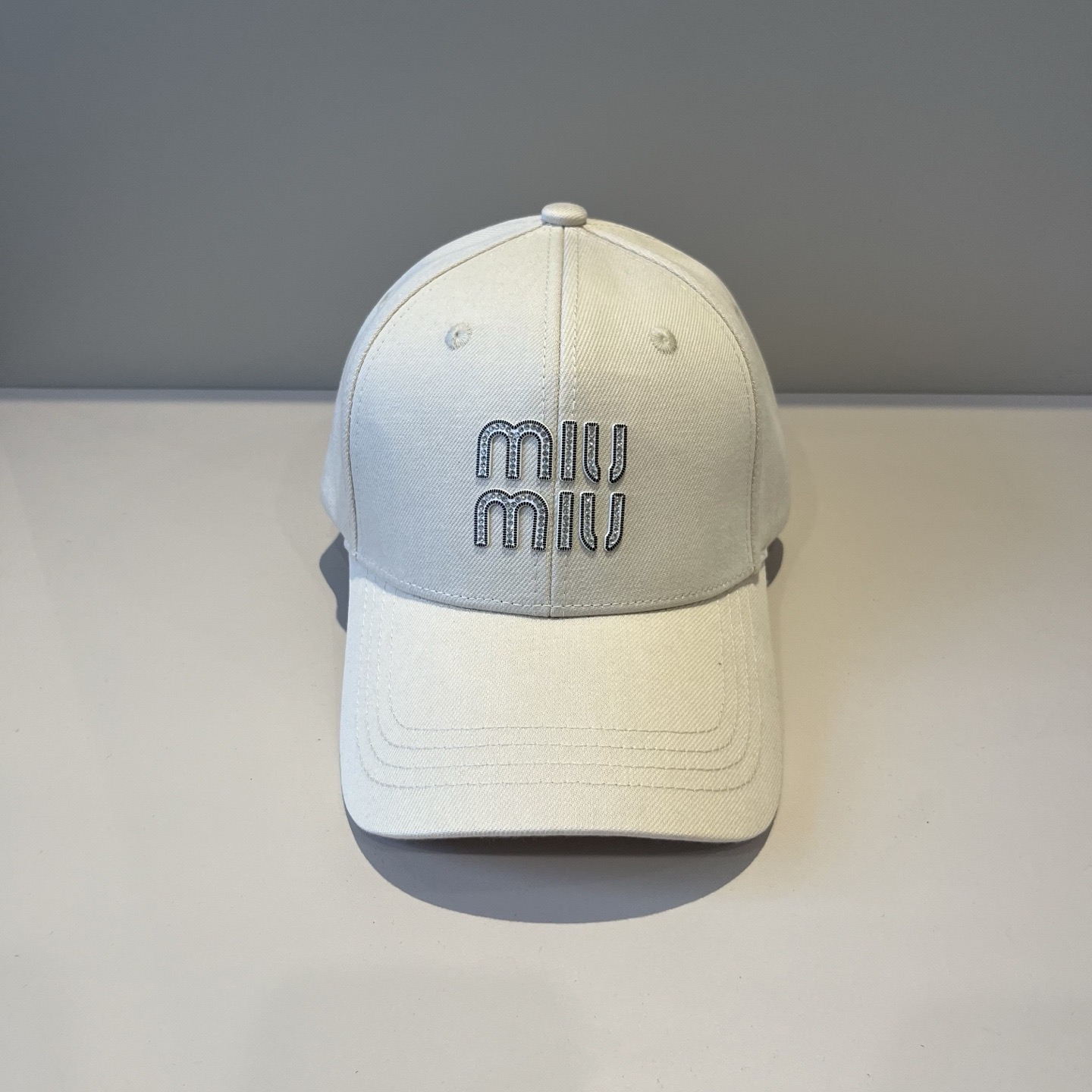 谬谬miumiu 原单春夏新款棒球帽，正品开模订制，原版做工细致质量超赞！