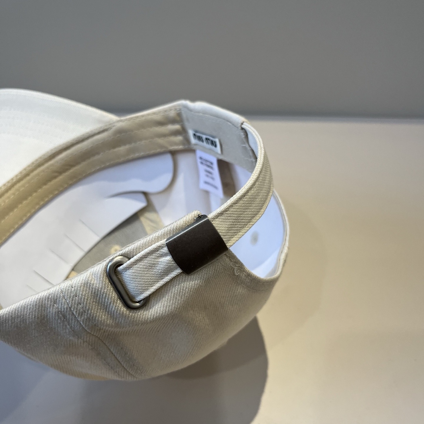 谬谬miumiu 原单春夏新款棒球帽，正品开模订制，原版做工细致质量超赞！