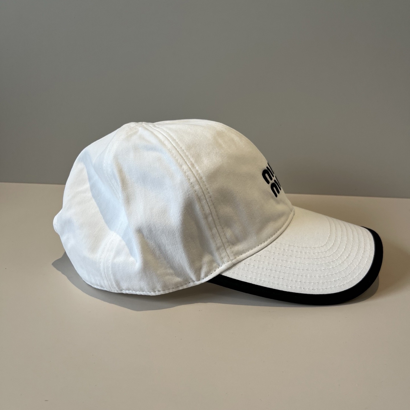 谬谬miumiu 原单春夏新款棒球帽，正品开模订制，原版做工细致质量超赞！