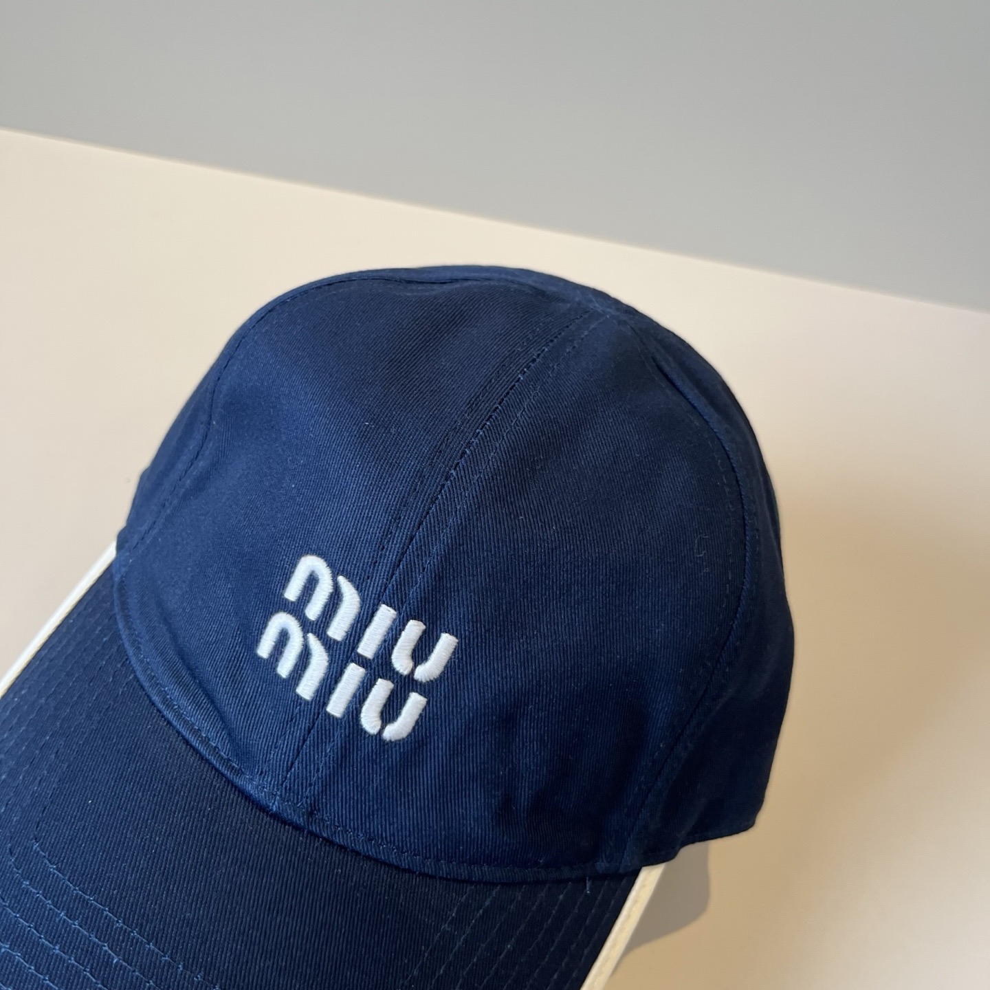 谬谬miumiu 原单春夏新款棒球帽，正品开模订制，原版做工细致质量超赞！