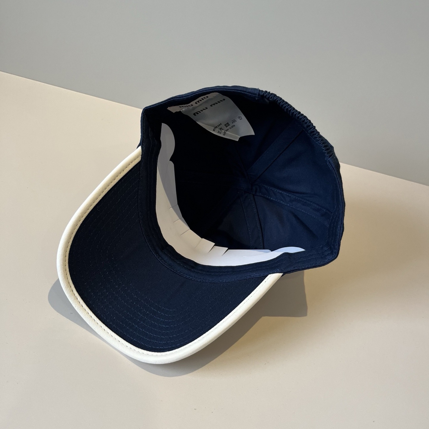 谬谬miumiu 原单春夏新款棒球帽，正品开模订制，原版做工细致质量超赞！