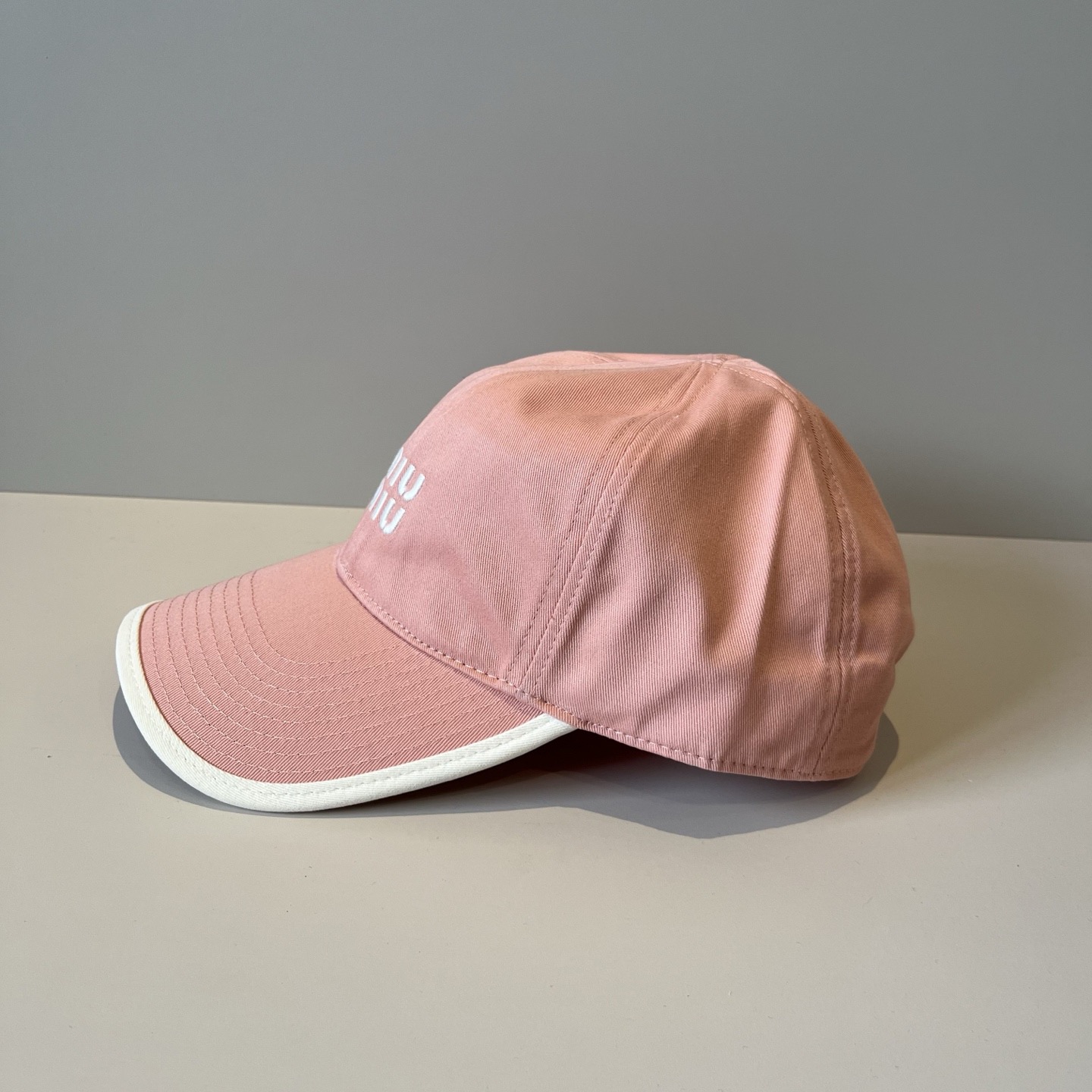 谬谬miumiu 原单春夏新款棒球帽，正品开模订制，原版做工细致质量超赞！