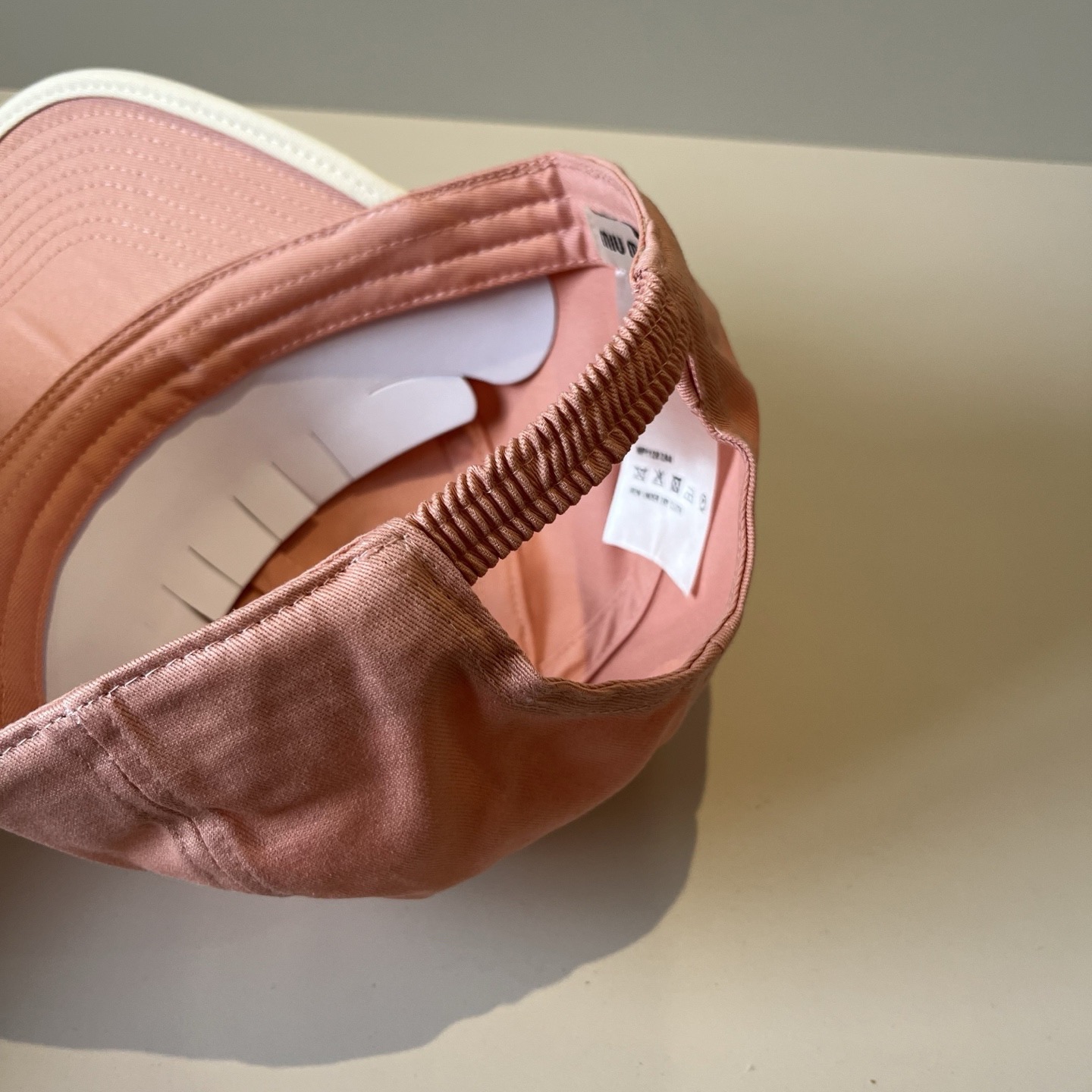 谬谬miumiu 原单春夏新款棒球帽，正品开模订制，原版做工细致质量超赞！