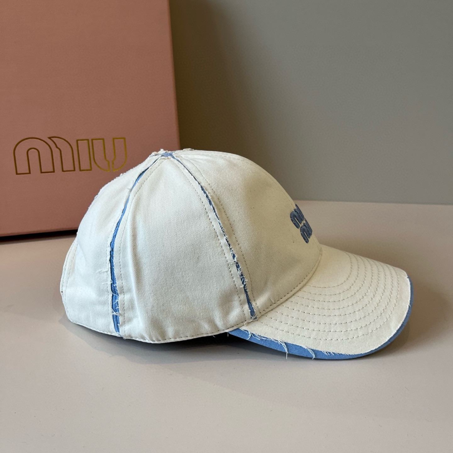 谬谬miumiu 原单春夏新款棒球帽，正品开模订制，原版做工细致质量超赞！