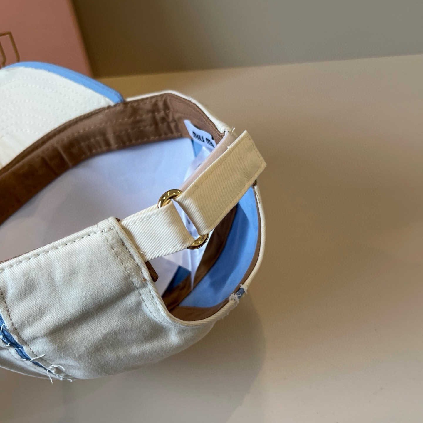 谬谬miumiu 原单春夏新款棒球帽，正品开模订制，原版做工细致质量超赞！