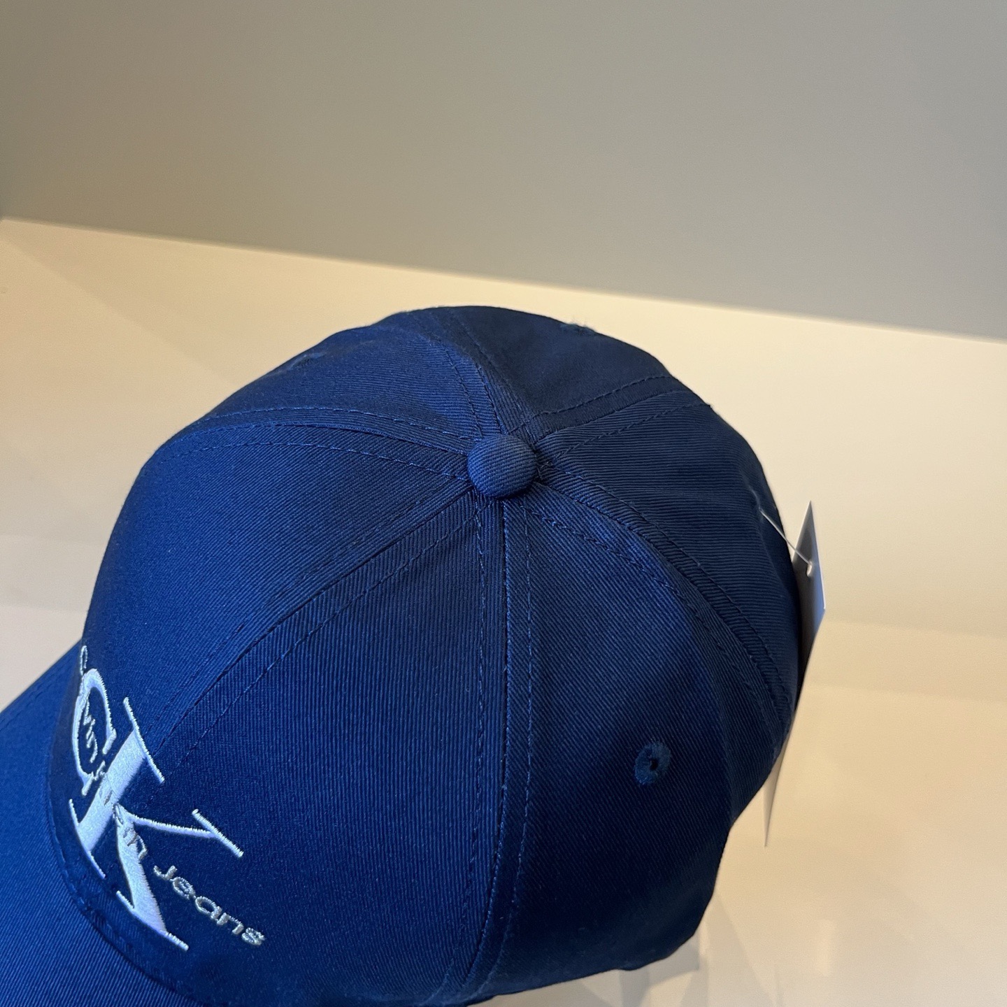  Calvin Klein，CKlogo棒球帽 请认准高端品质市场唯一对版，小红书推荐，时尚百搭，众多明