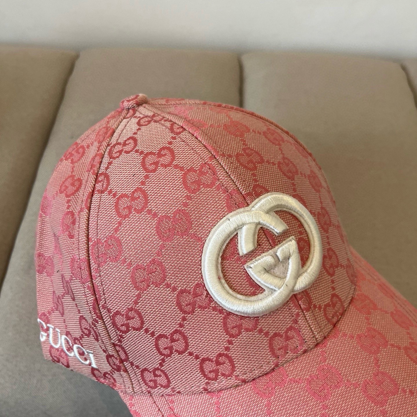  古奇棒球帽♥️GUCCI🧢官网新品，棒球帽，原单品质火爆来袭 🔥🎩 工艺非常精美 高档大气上档次！低调