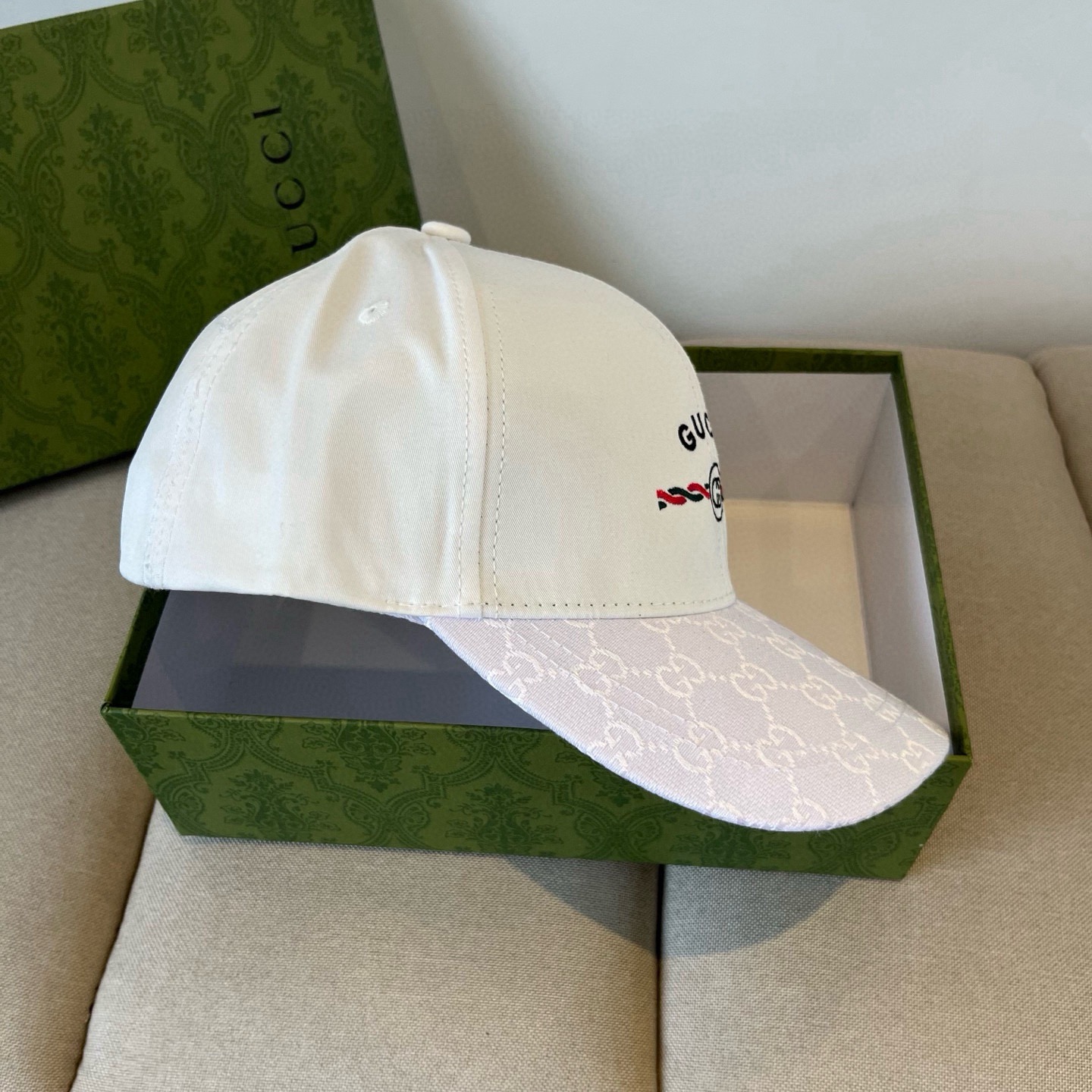  古奇棒球帽♥️GUCCI🧢官网新品，棒球帽，原单品质火爆来袭 🔥🎩 工艺非常精美 高档大气上档次！低调