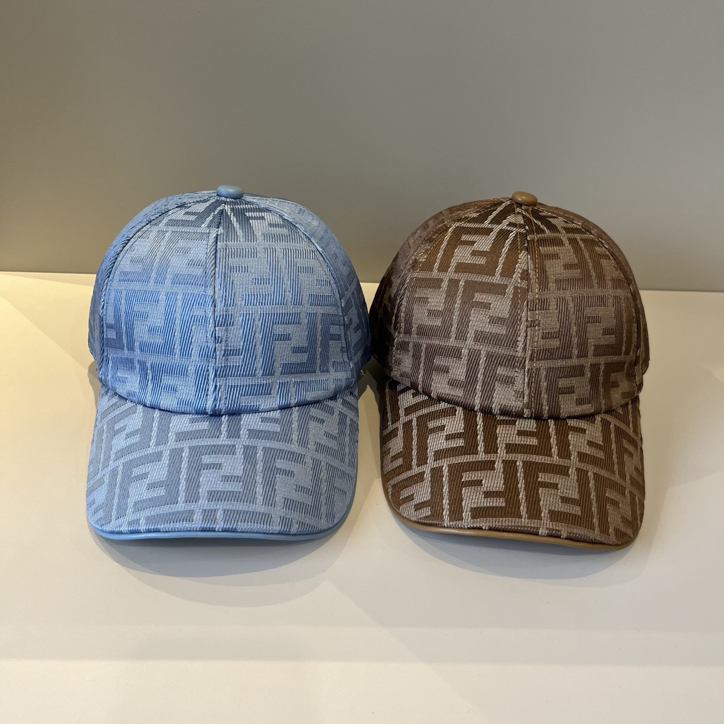 Chapéu Fendi Series FF — photo 9