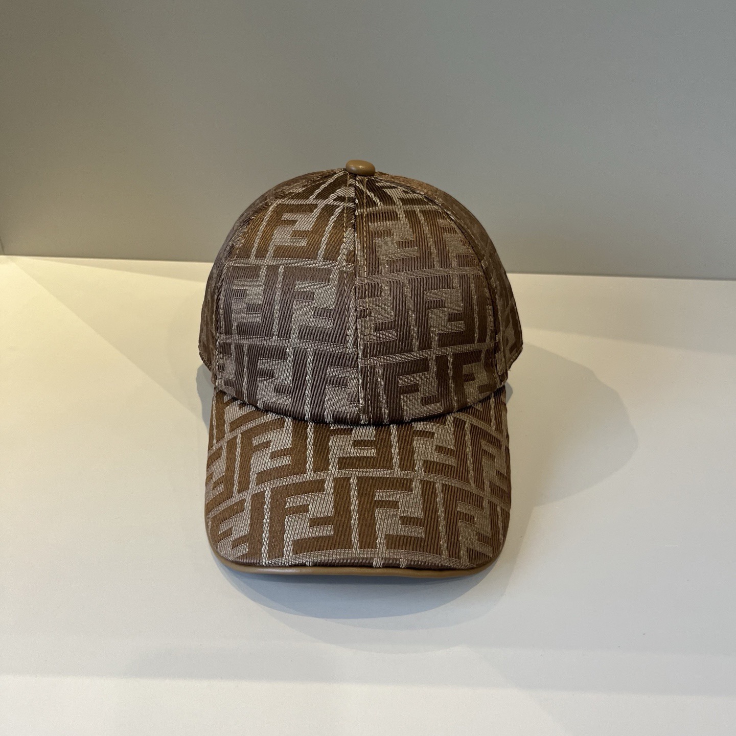 Chapéu Fendi Series FF