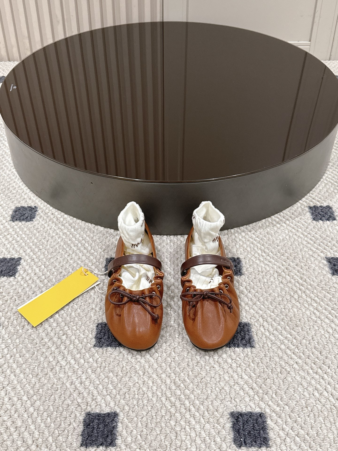 _dq89soVn_e6npy0ut6wlrXi0EmFqNeXzF3_uHlA