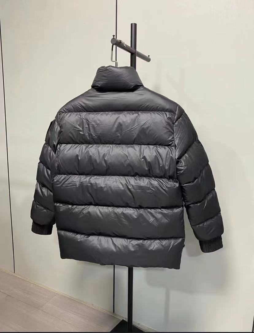 Moose Knuckles 剪刀手クラシック軽量ダウンジャケット 男女兼用 保温性抜群