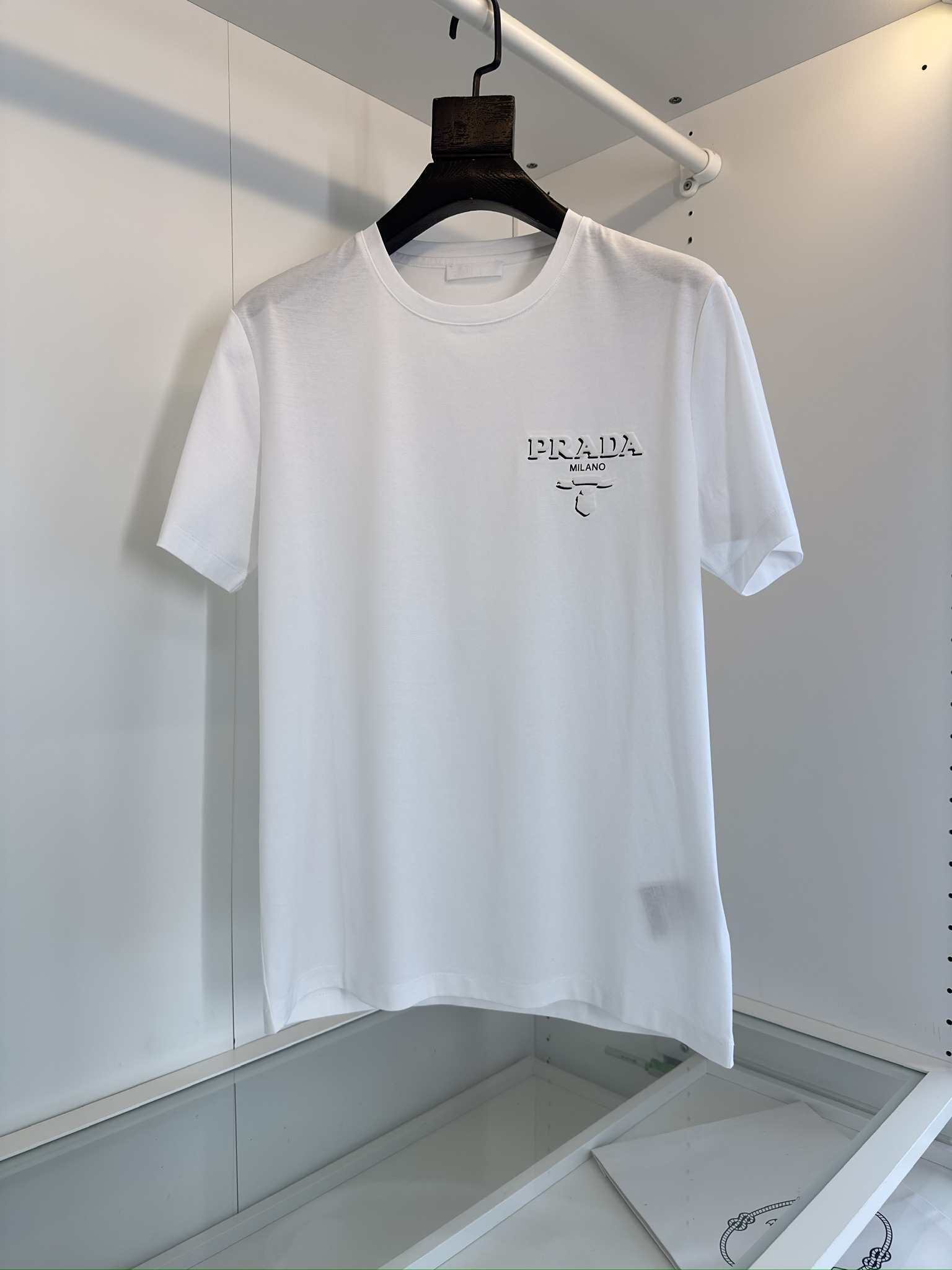 Prada Clothing T-Shirt Online Store
 Black White Printing Cotton Mercerized Spring Collection Fashion Short Sleeve