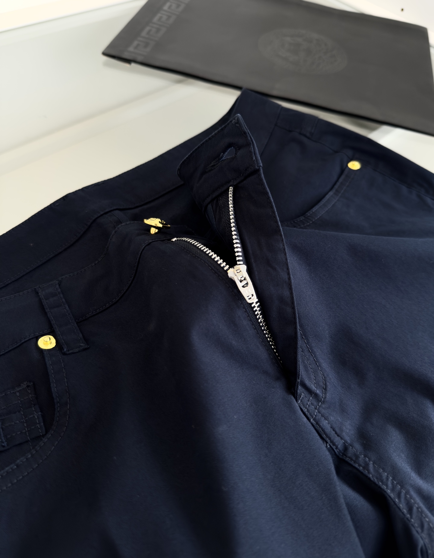 范*哲Ver**ce 2026春夏 商务休闲直通经典五袋款休闲裤 衣橱必备经典五袋款 ，好搭配，通勤休闲