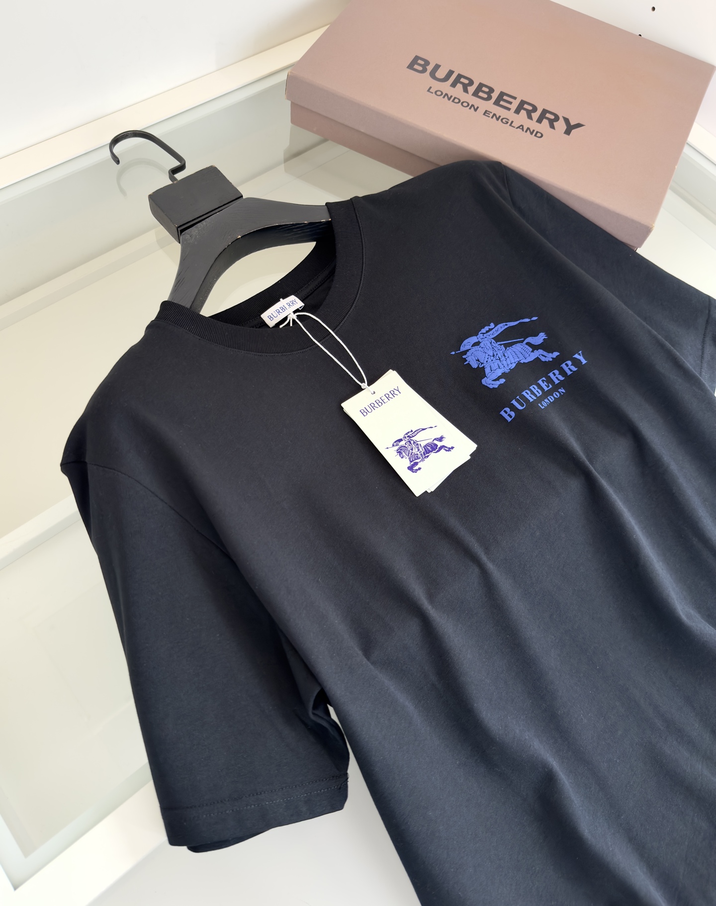 Burberry 2025 Classic War Horse Logo Short Sleeve T-Shirt 4 i1740931442466 107 0 2