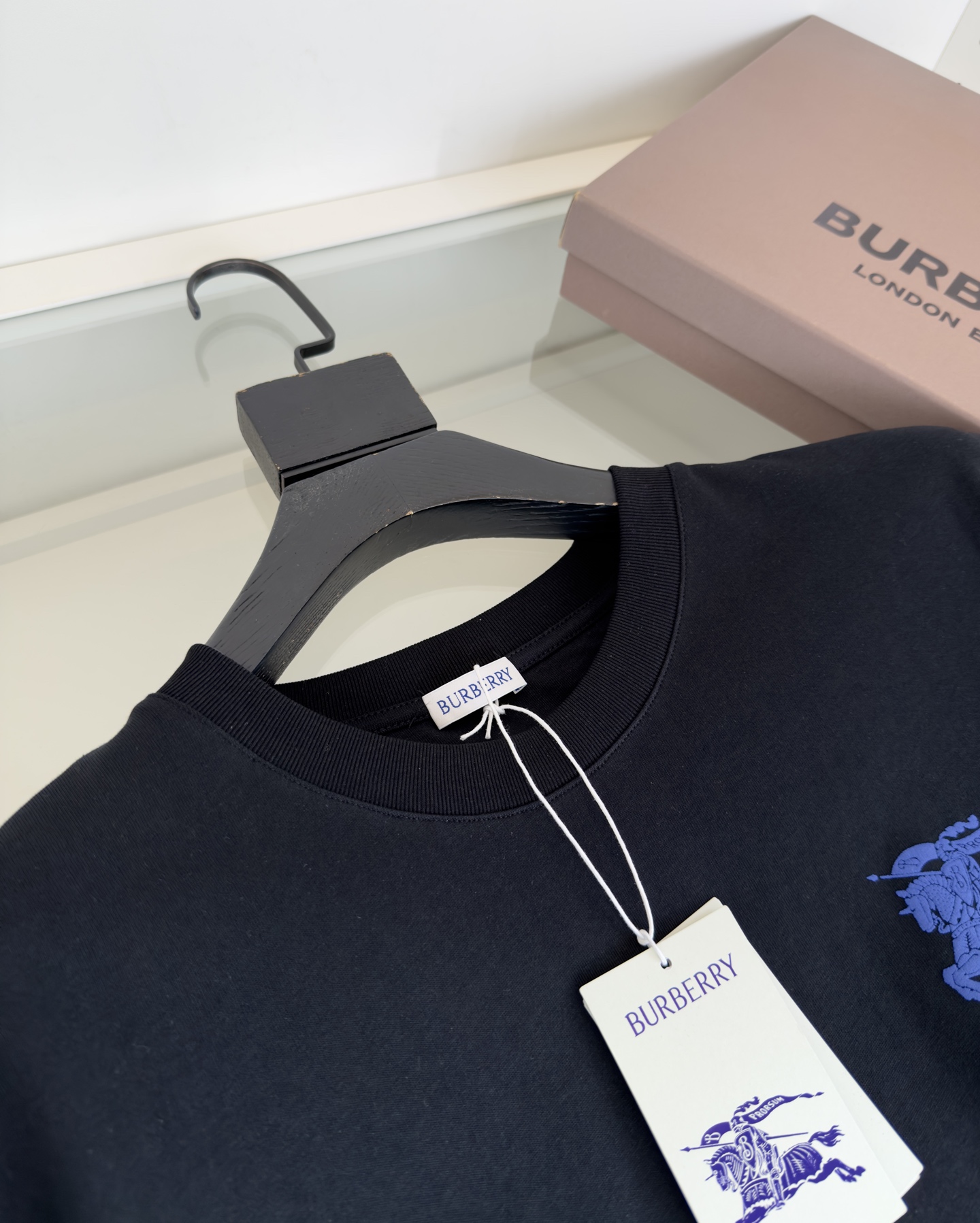 Burberry 2025 Classic War Horse Logo Short Sleeve T-Shirt 6 i1740931443833 2747 0 4