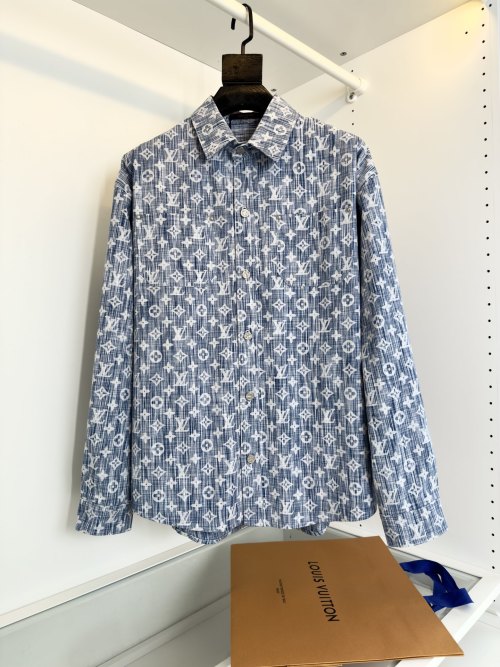 Louis Vuitton Jacquard Denim Shirt, 2025 Early Autumn Classic Design 1 Louis Vuitton Jacquard Denim Shirt, 2025 Early Autumn Classic Design