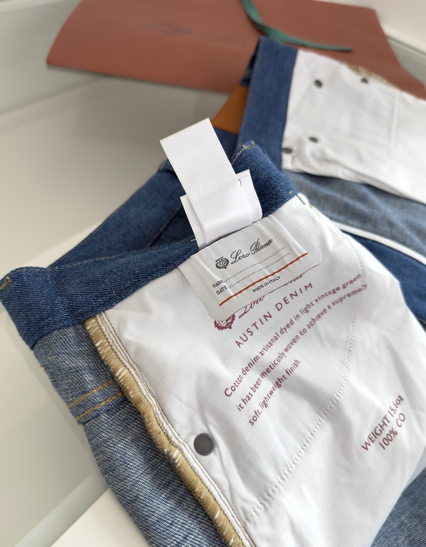 Luxurious Low-Rise Jeans: Summer Style with Simple Design and Soft Fabric - 图片 9