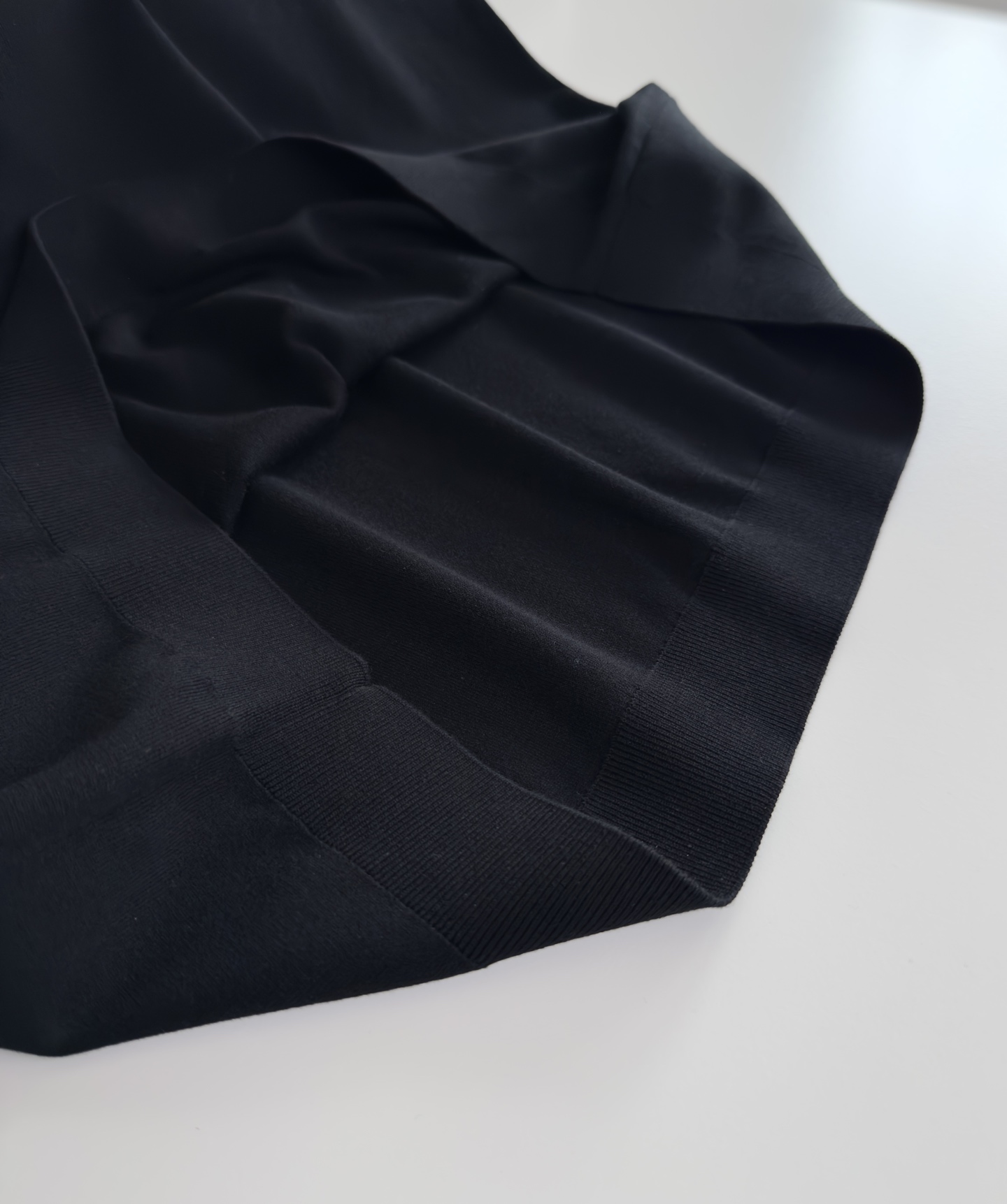 High-Quality Knitted Shirts: Classic Designs with Innovative Fabric for Timeless Style - 图片 6