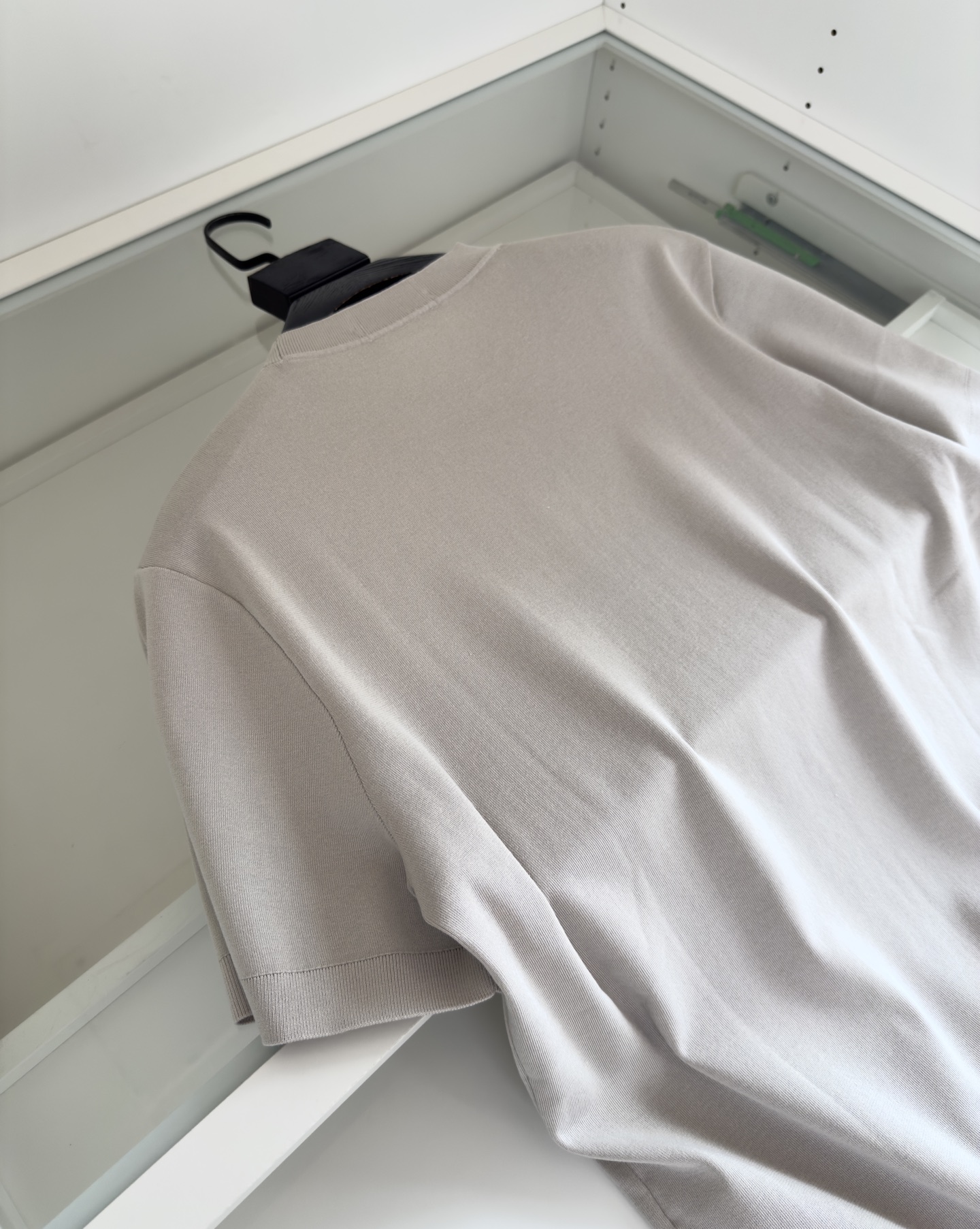 “High-Quality Men’s Knitted Shirts with Classic Designs and Advanced Fabric Technology” - 图片 8