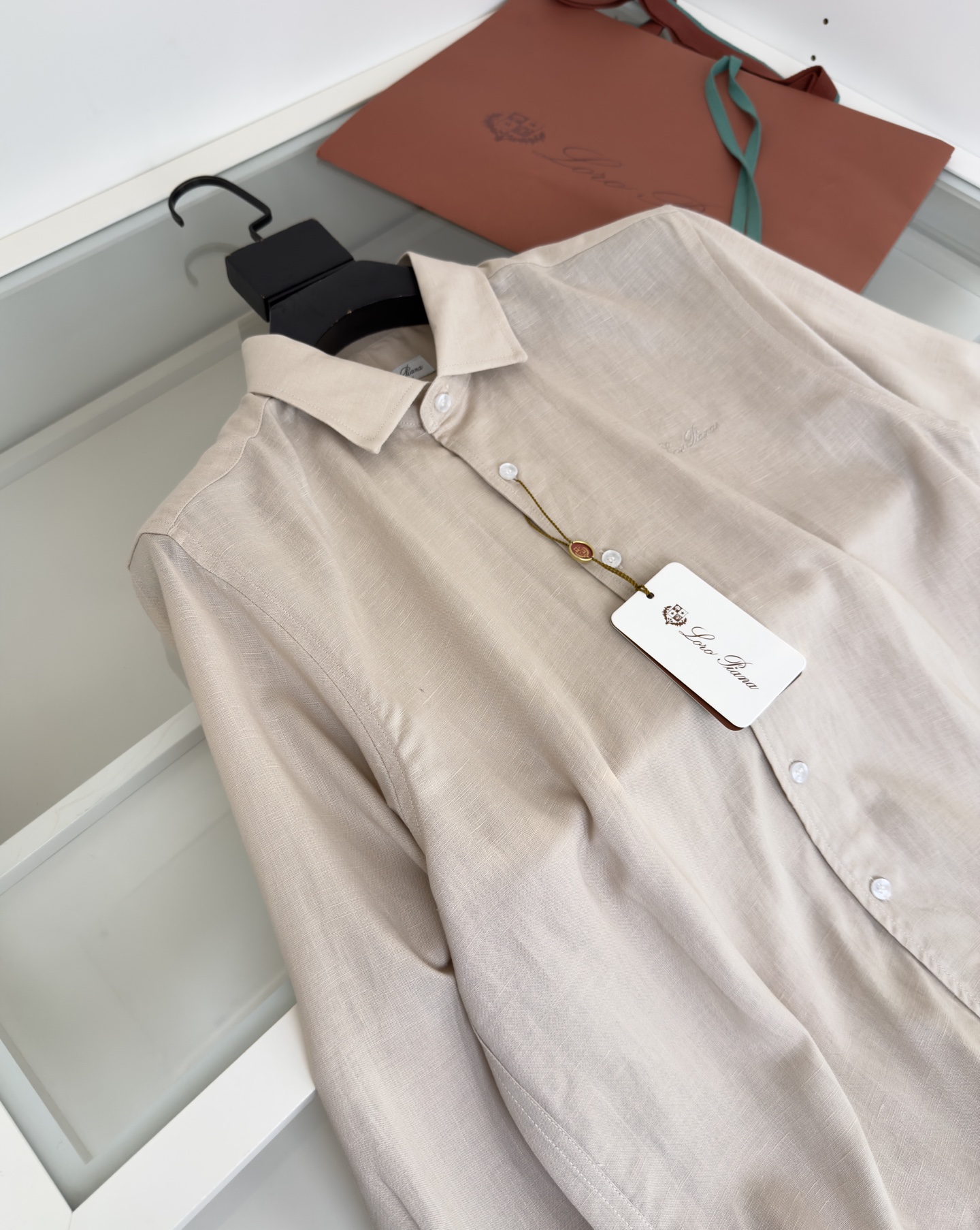 Lor*o Pi*na Linen Blend Shirt - Breathable, Comfortable, and Stylish 3 i1753781616196 359 0 1