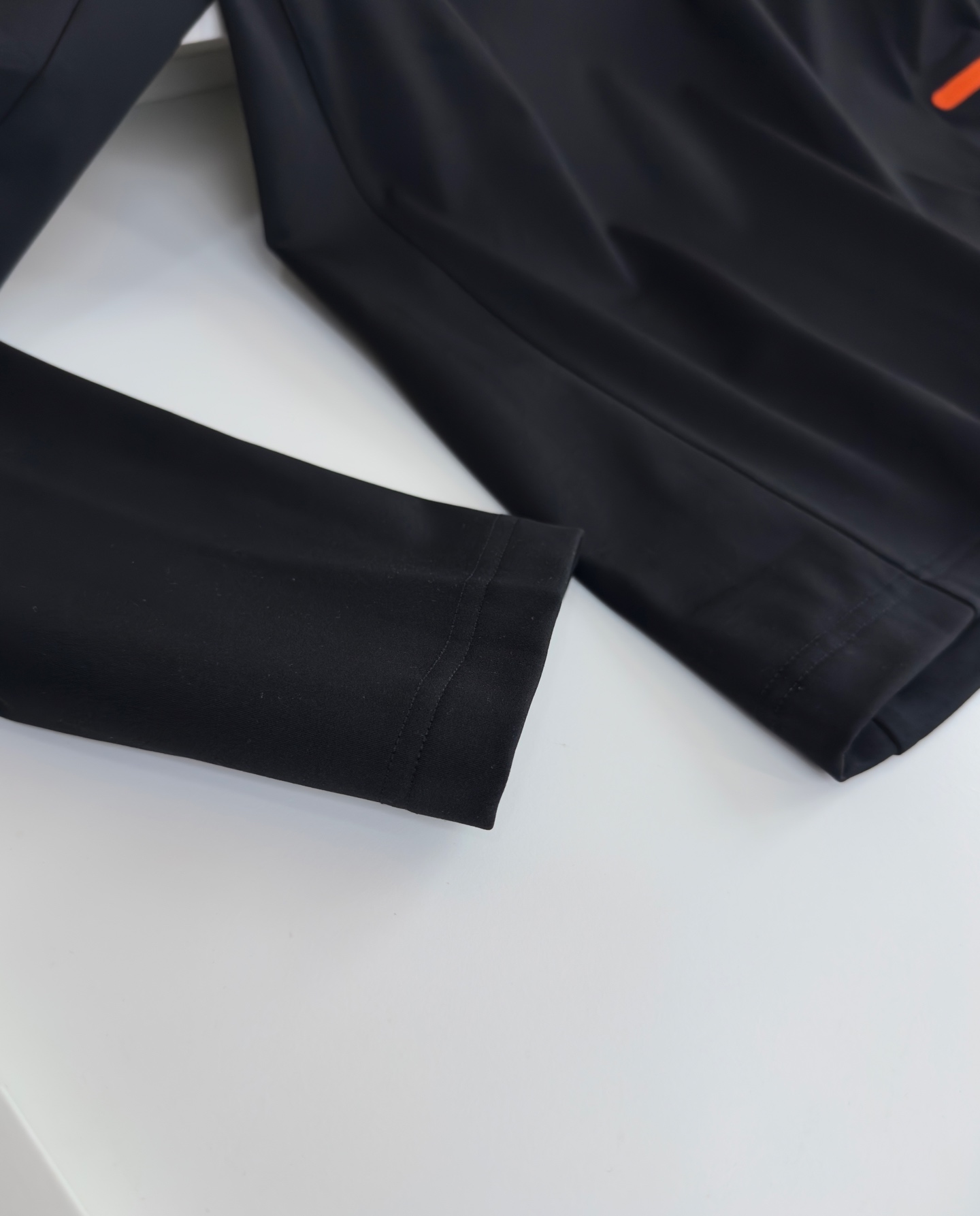 “Japanese Men’s Winter Coat Design Trends 2021: Functional, Stylish, and Comfortable” - 图片 5