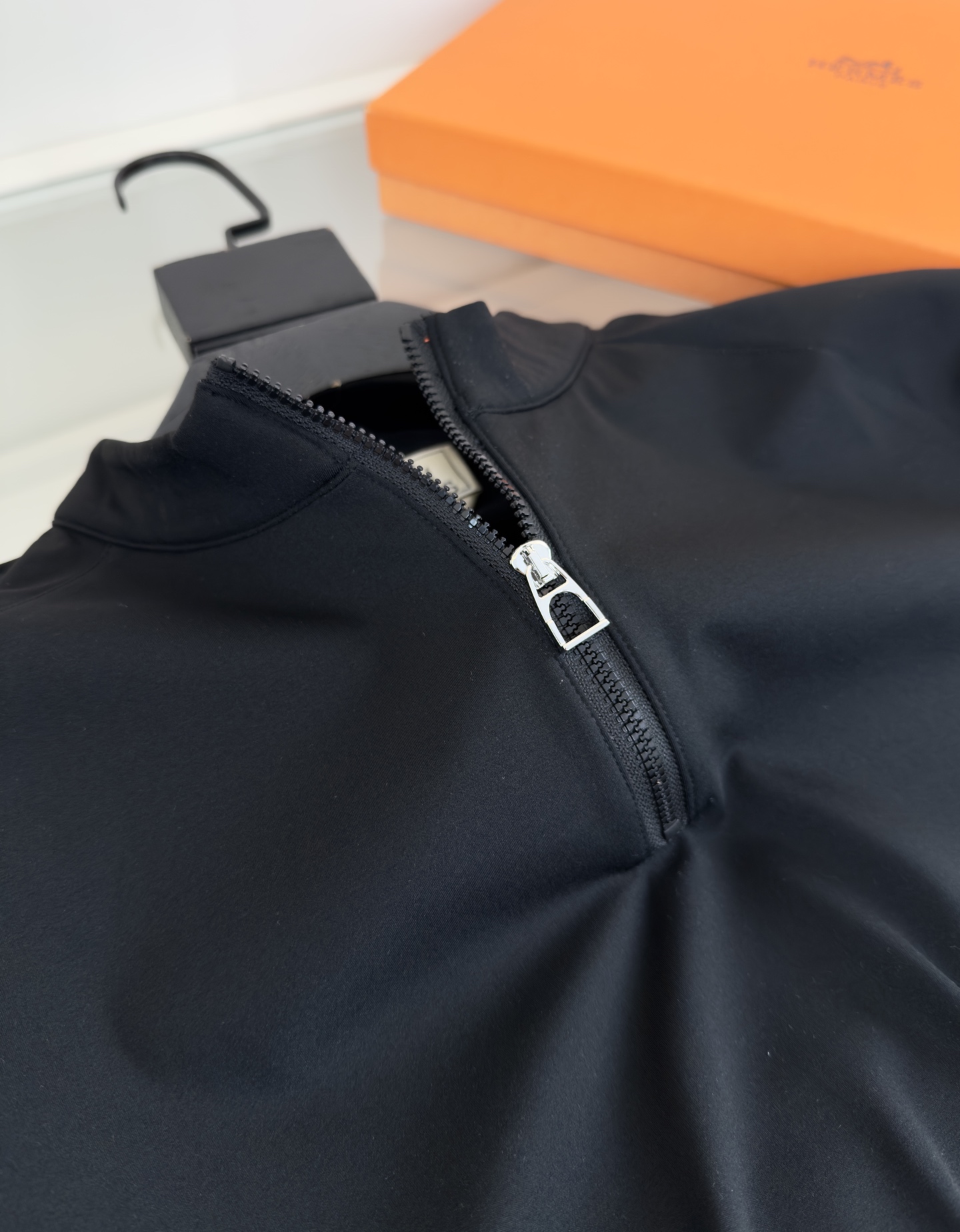 “Japanese Men’s Winter Coat Design Trends 2021: Functional, Stylish, and Comfortable” - 图片 4
