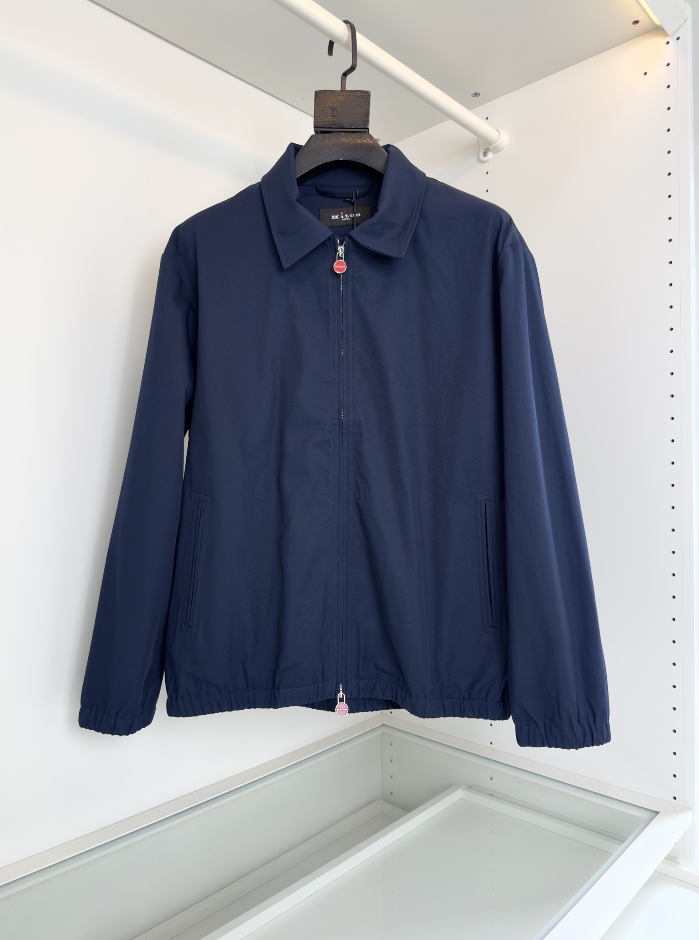 “Classic Business Crew Rackjacket by KIT*ON: Timeless Elegance with Modern Fashion | 2025 Autumn New Year Collection” - 图片 1