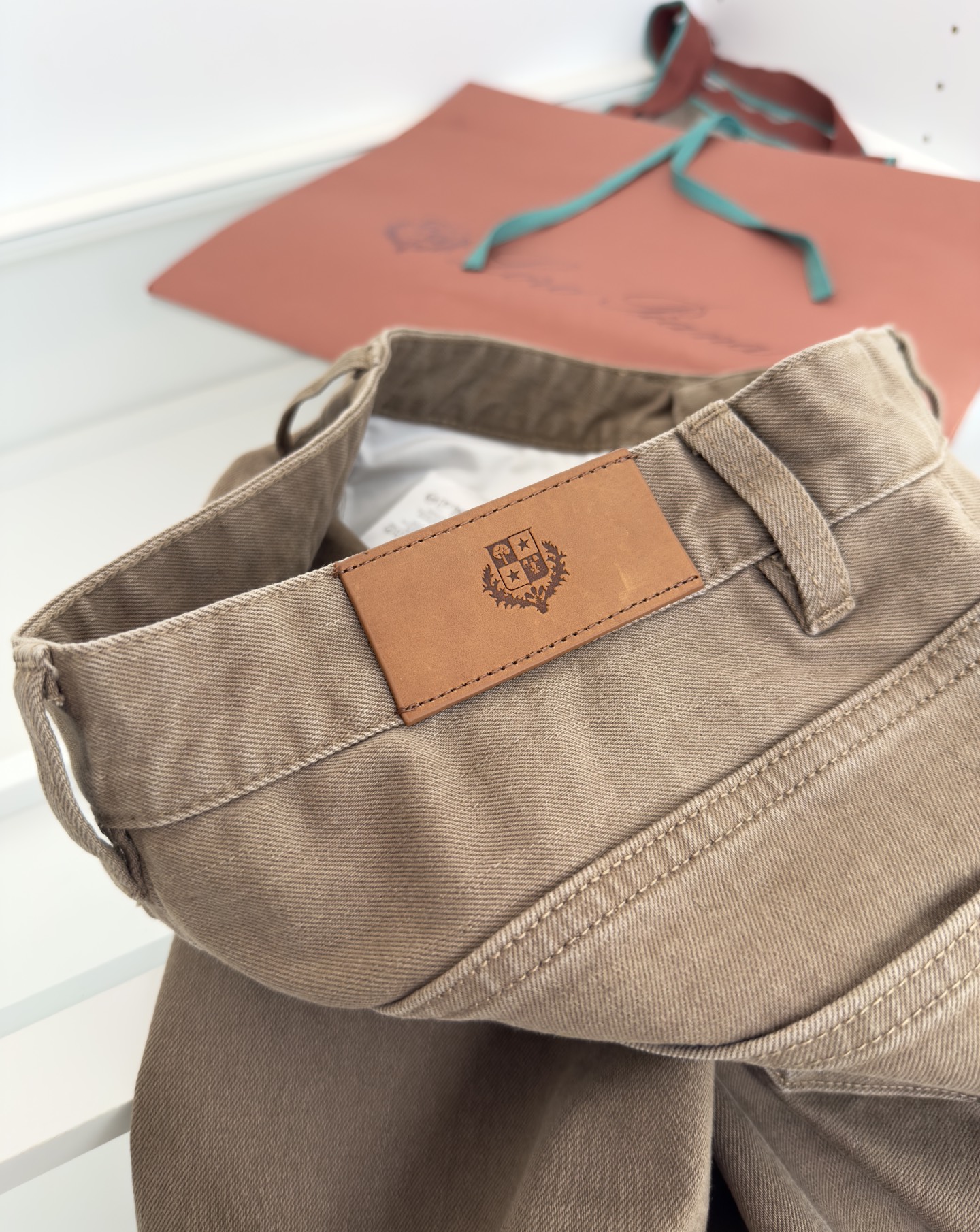 “Fall 2025 Khaki Jeans: Cone Denim Conlon Cowboy Classic Five-Packed Style” - 图片 7