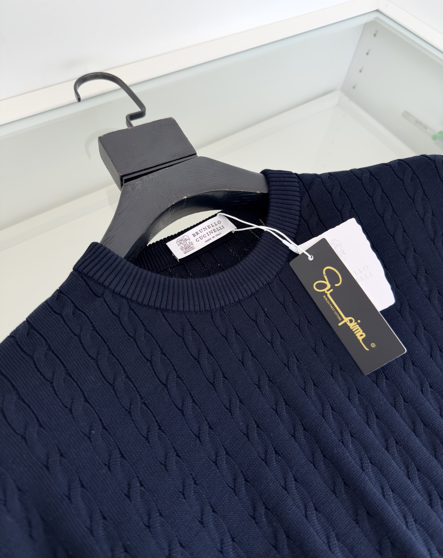 “High-Quality Crafted Clothing Collection 2025AW: Modern Designs and Premium Fabrics for Classic Style” - 图片 4