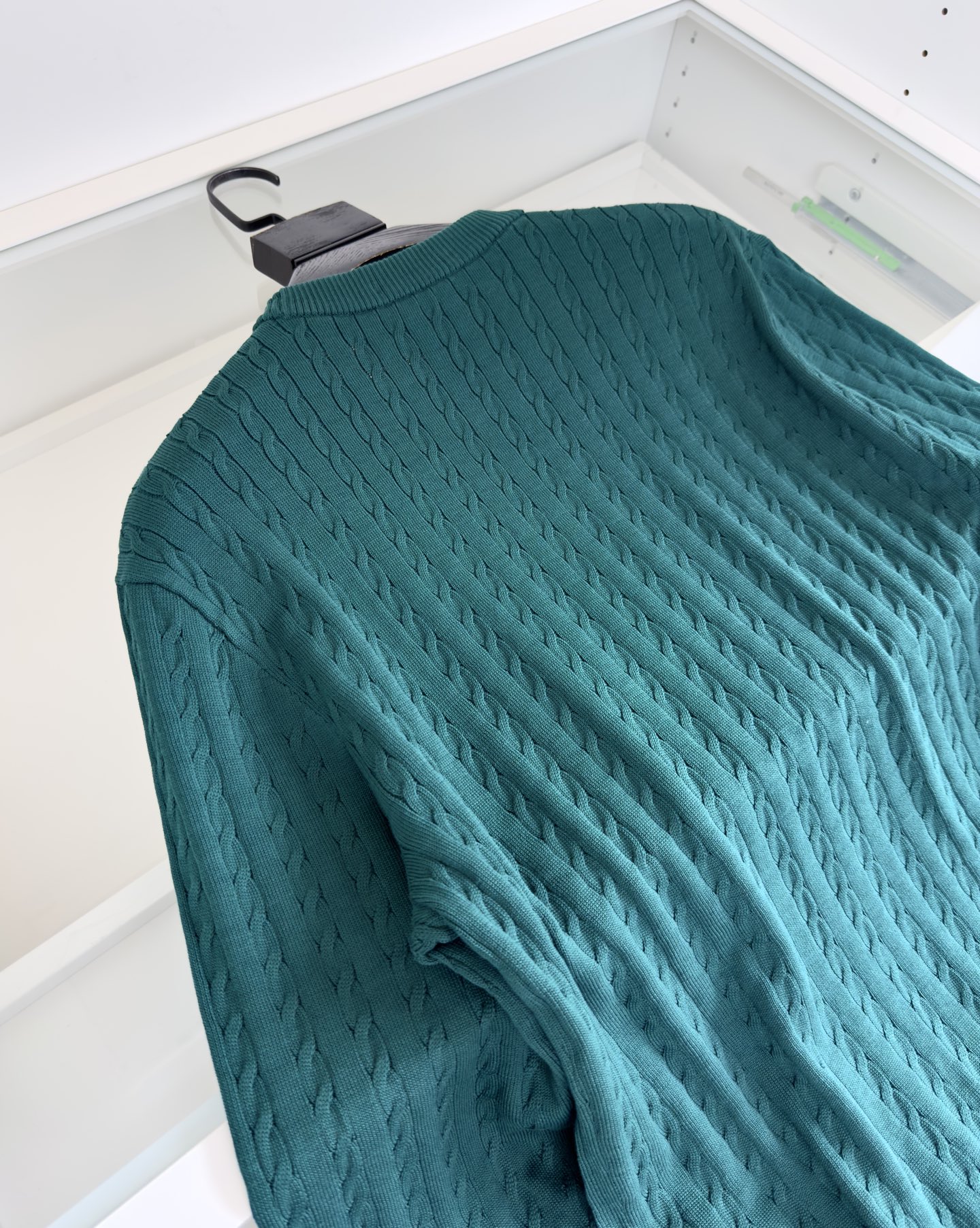 “High-Classy Crafts: P936 Bru**llo Cuci**lli 2025AW United States Leisure Clothes Collection with Modern Architectural Sense” - 图片 8