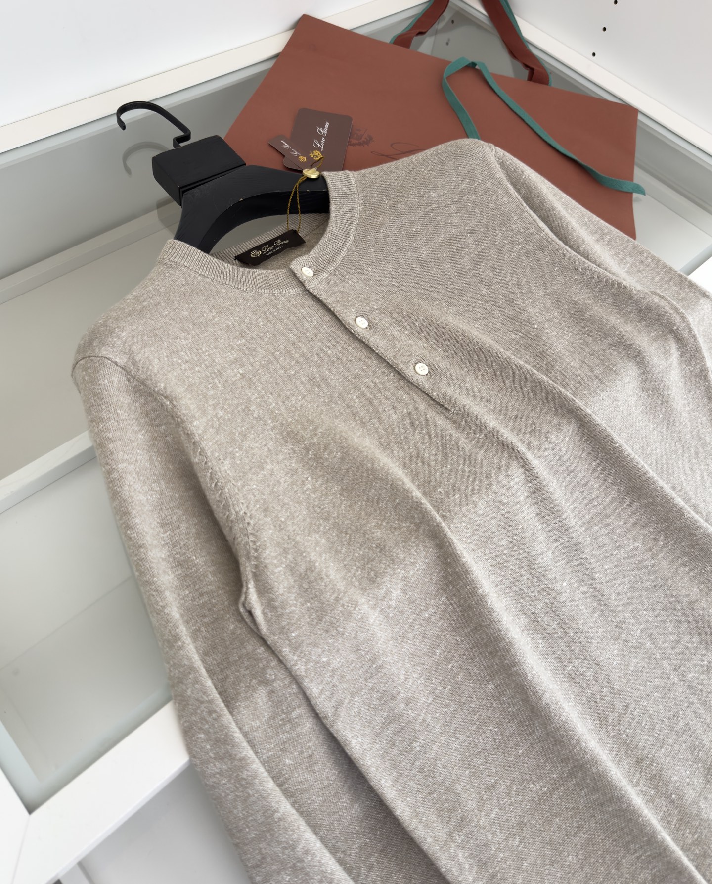 “1839 Royal Club of Henry’s Town: Birth and Fashion Evolution” - 图片 3