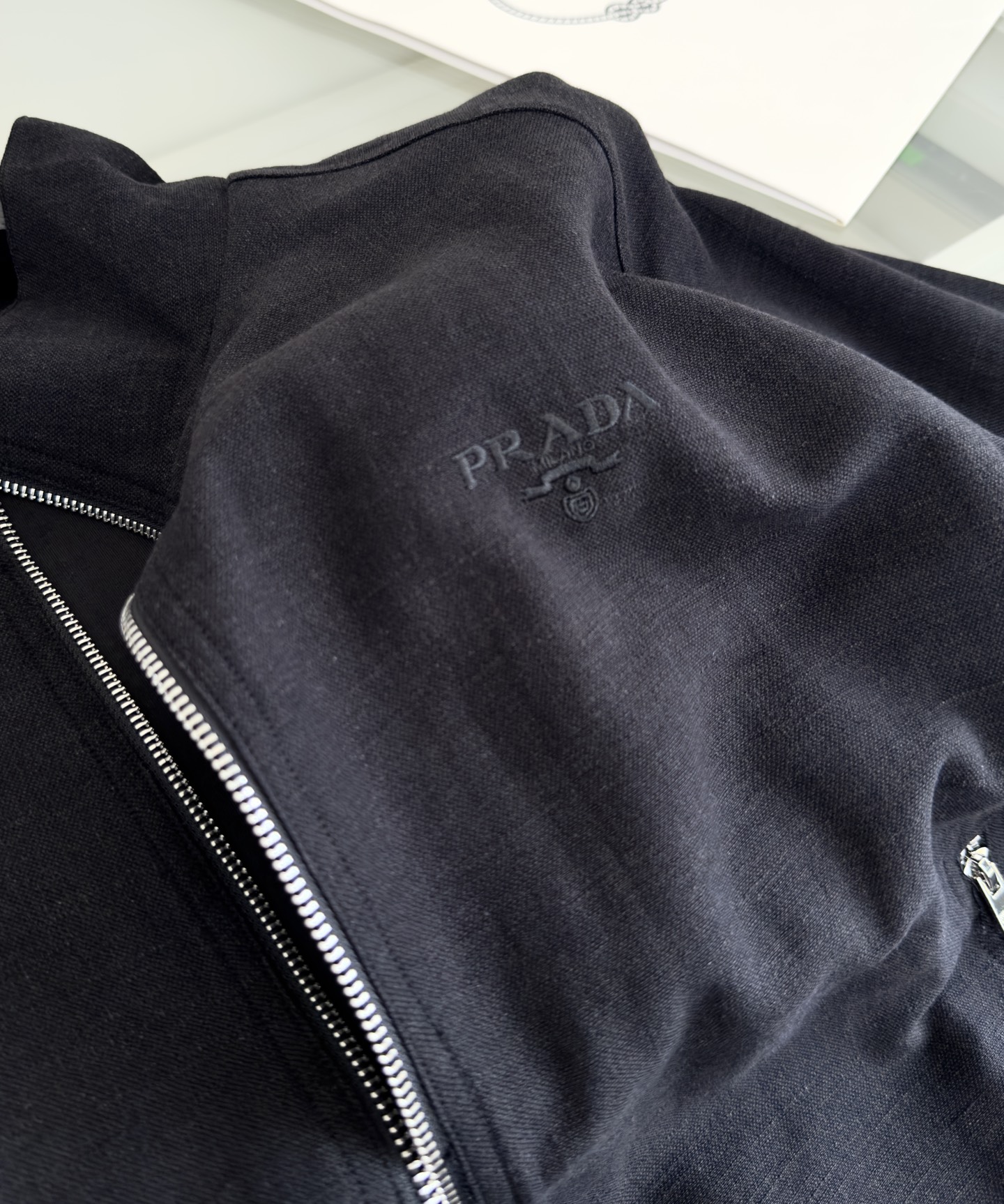 “P960 Prada Pupta 2025 New Edition Bag Review: Features and Design Analysis” - 图片 7