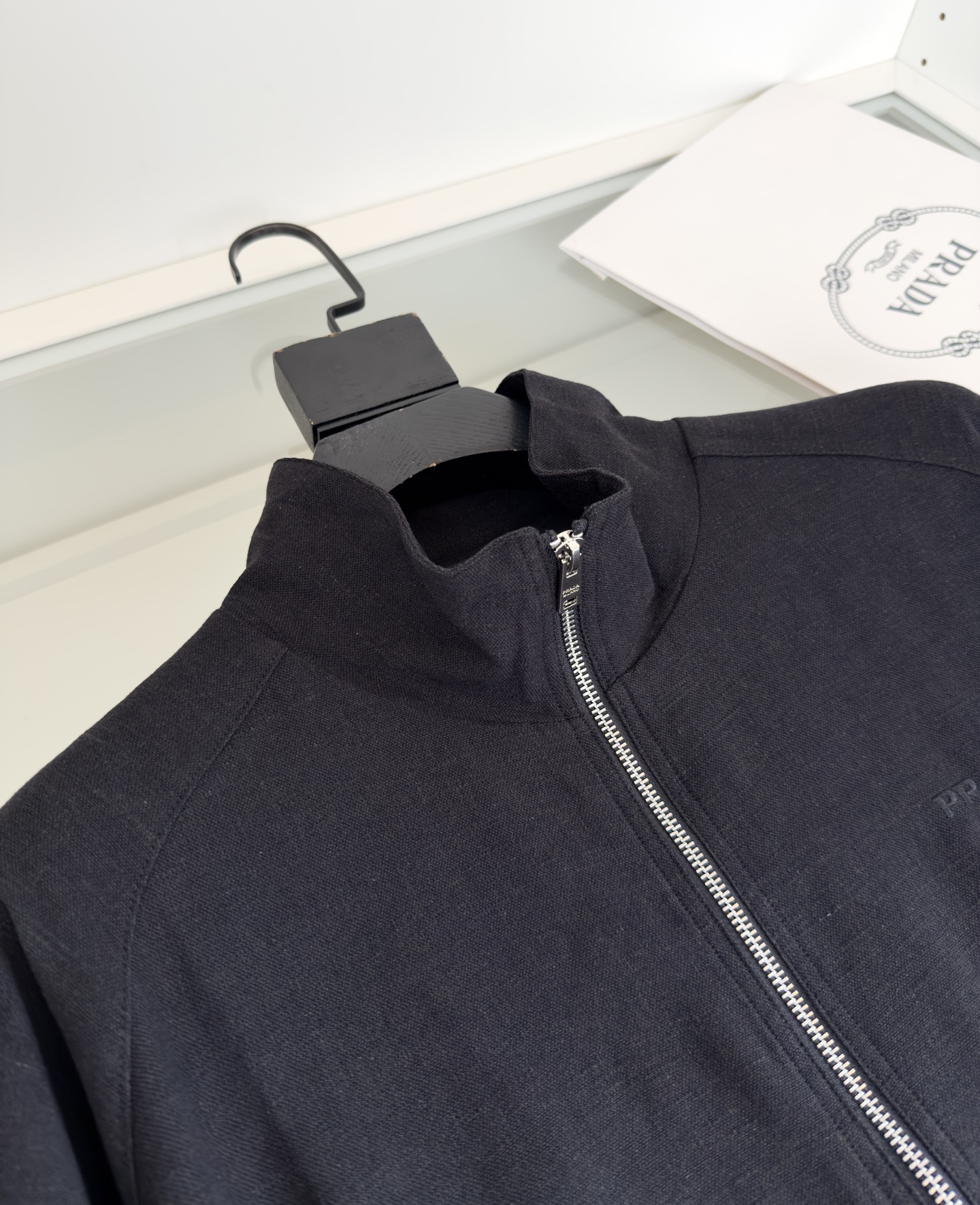 “P960 Prada Pupta 2025 New Edition Bag Review: Features and Design Analysis” - 图片 4