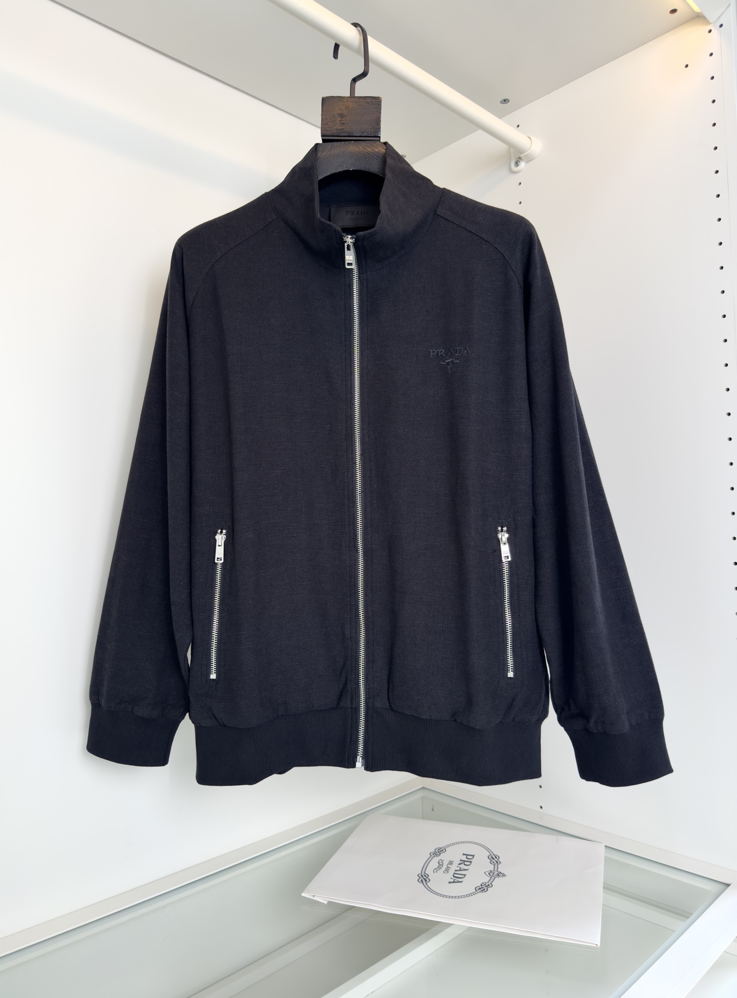 “P960 Prada Pupta 2025 New Edition Bag Review: Features and Design Analysis”