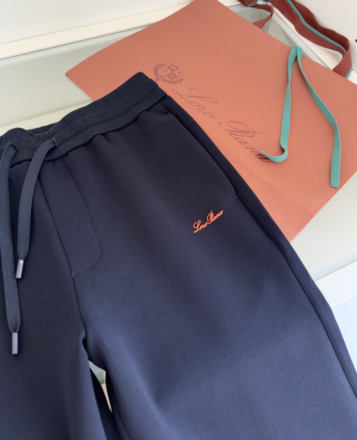 裤子 Lo*ro Pi*na诺 u翩雅 （可搭配套装）都市休闲立领卫衣外套 年年经典款式 螺纹撞色 是今